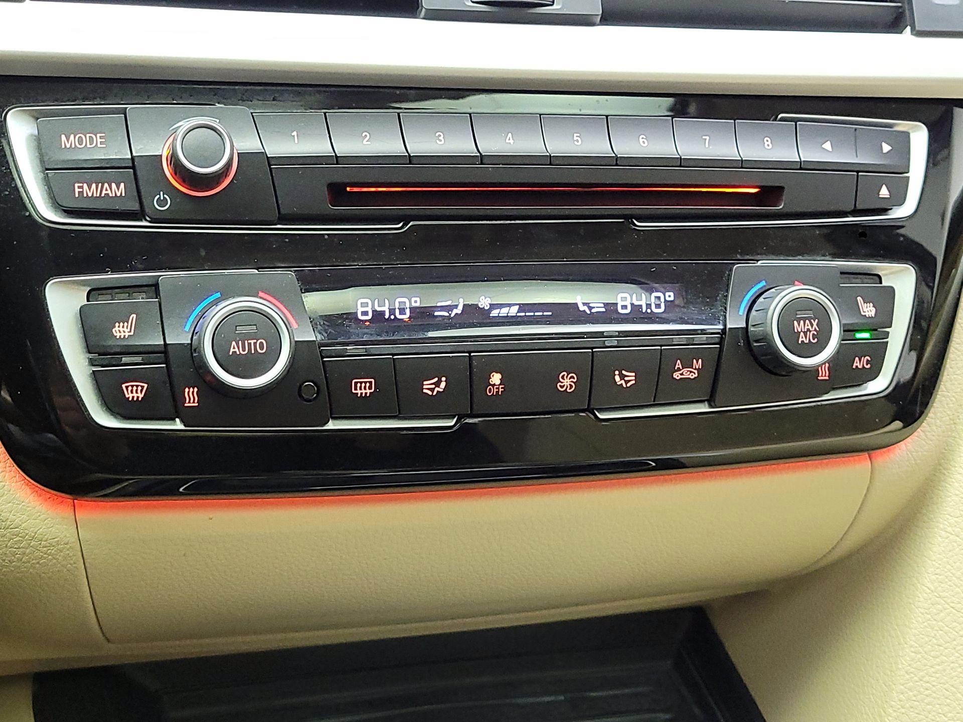 Thumbnail: 2017 BMW 3 Series - 14