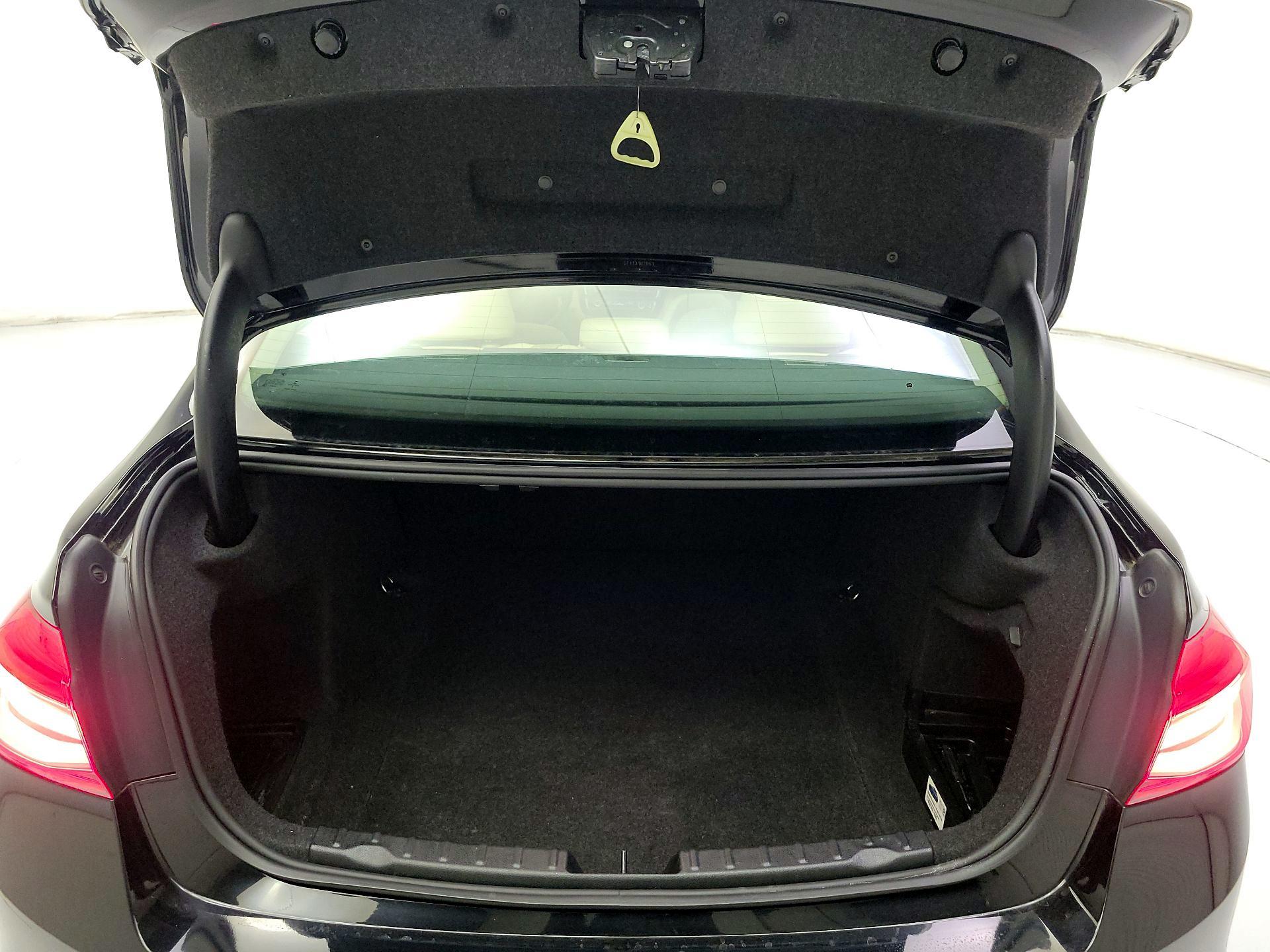 Thumbnail: 2017 BMW 3 Series - 19