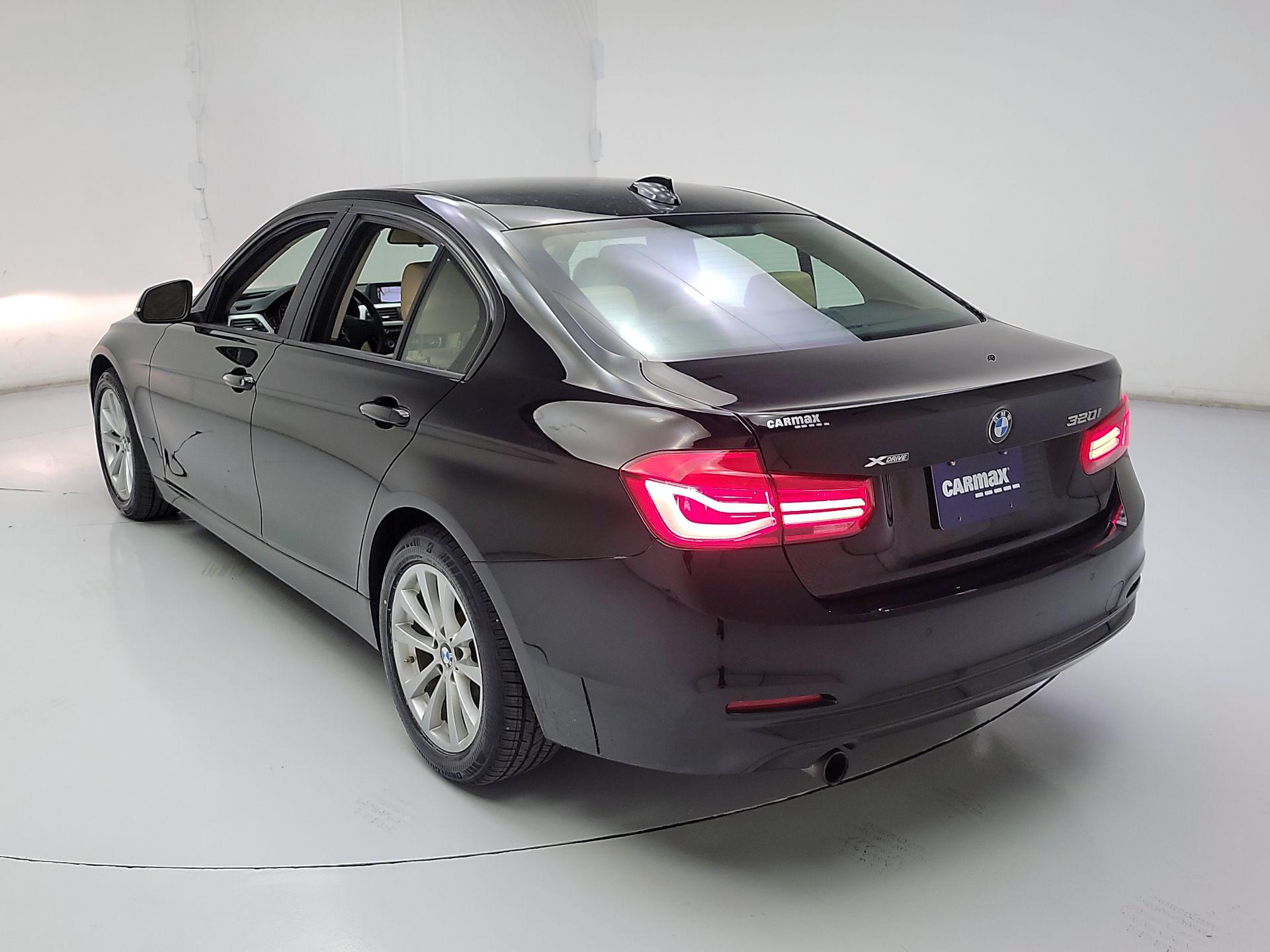 Thumbnail: 2017 BMW 3 Series - 7