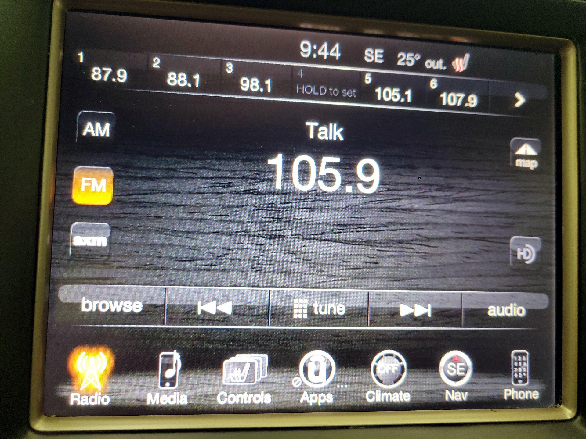 Thumbnail: 2017 Jeep Grand Cherokee - 14