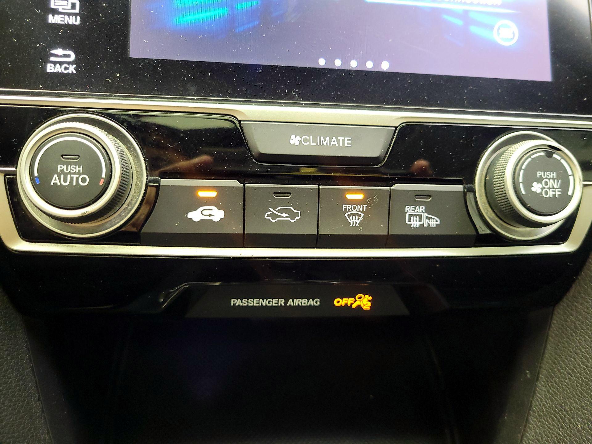 Thumbnail: 2016 Honda Civic - 14