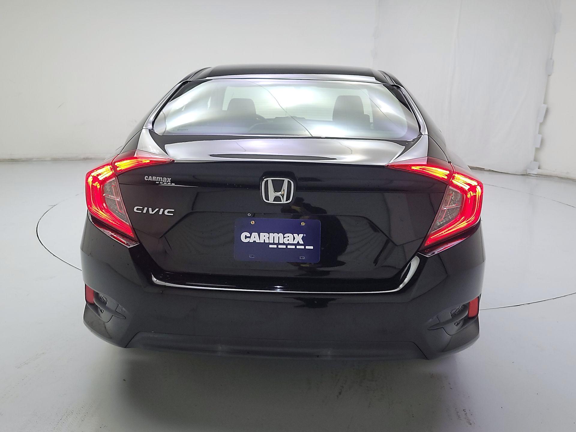 Thumbnail: 2016 Honda Civic - 6