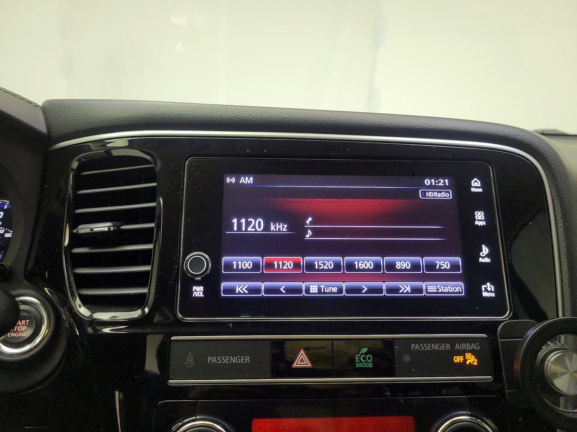 Thumbnail: 2019 Mitsubishi Outlander - 13