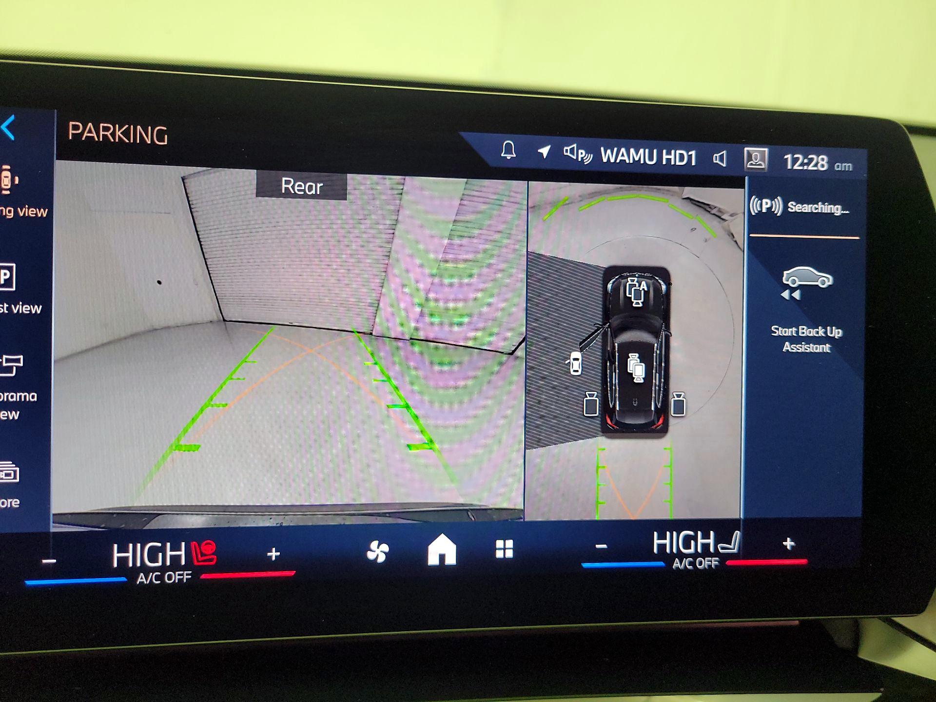 Thumbnail: 2024 BMW X1 - 12