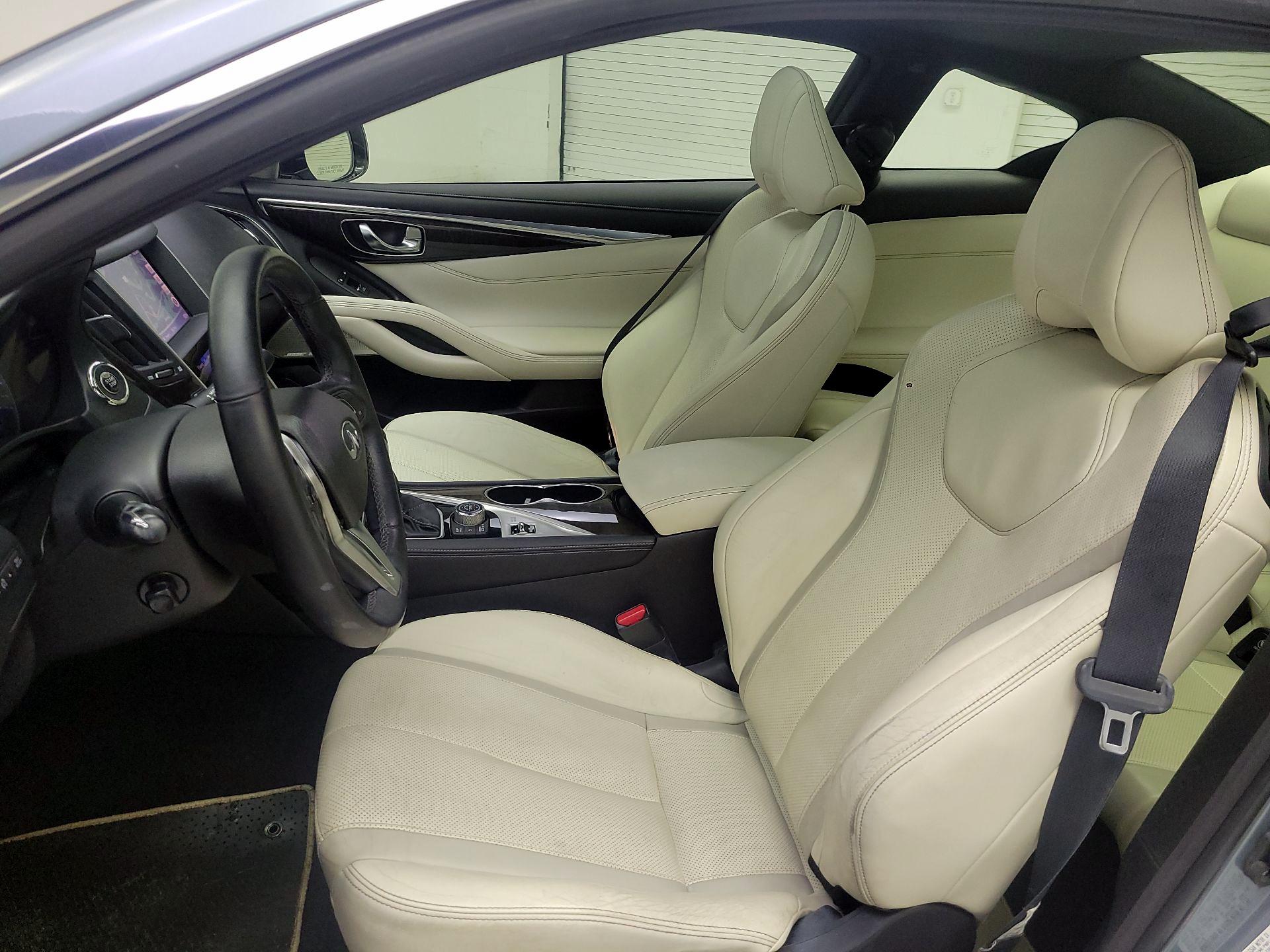 Thumbnail: 2017 INFINITI Q60 - 9