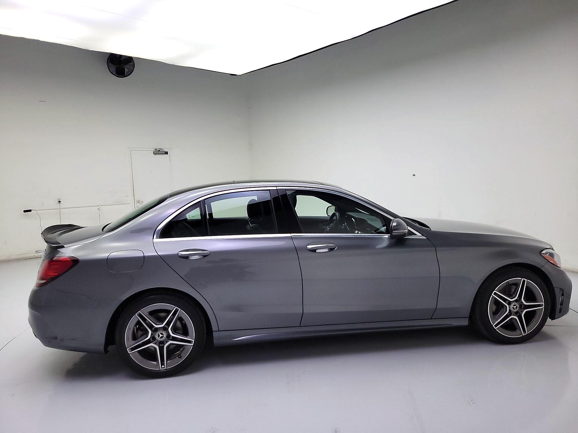 Thumbnail: 2021 Mercedes-Benz C-Class - 4