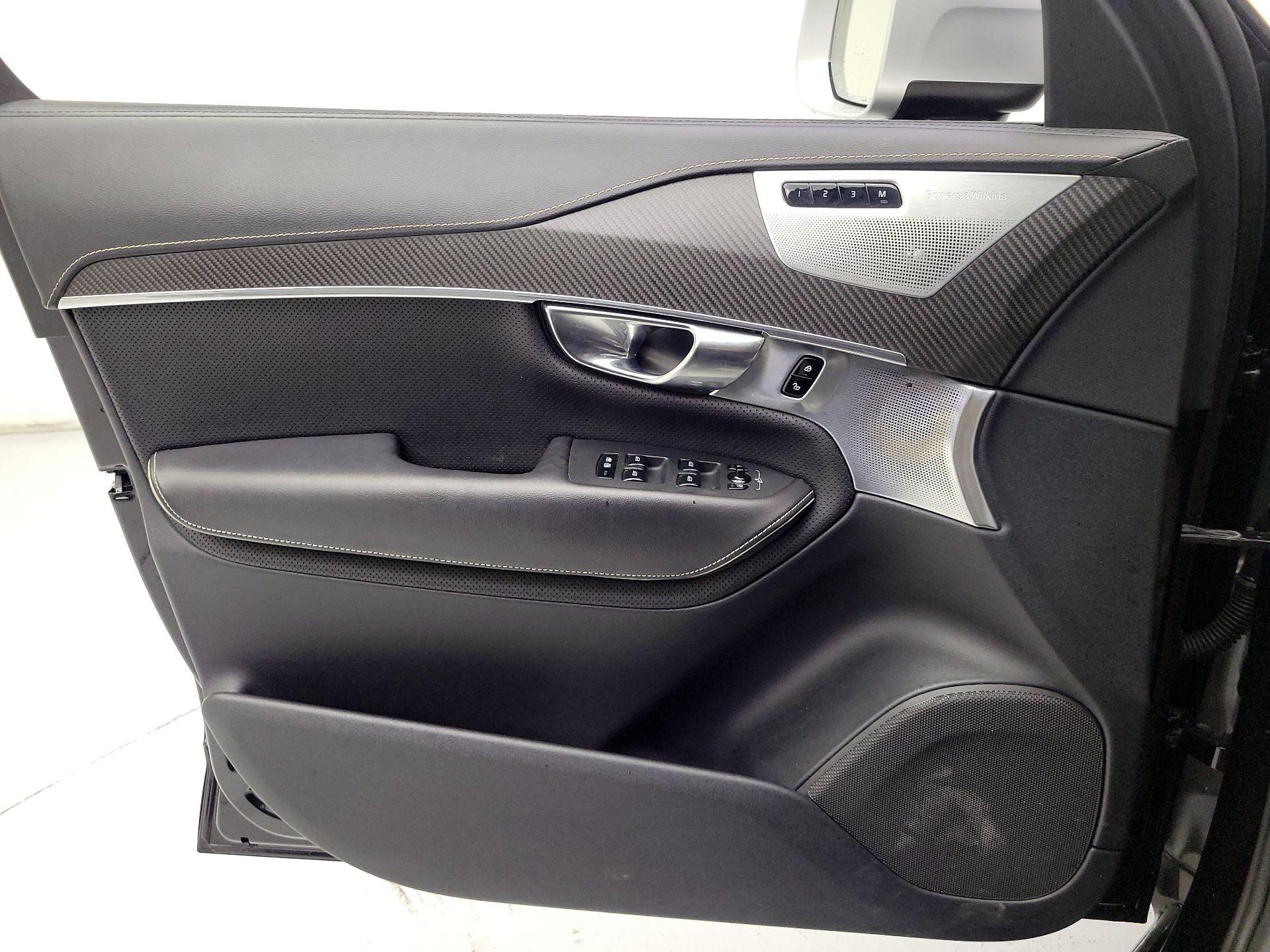 Thumbnail: 2019 Volvo XC90 - 10