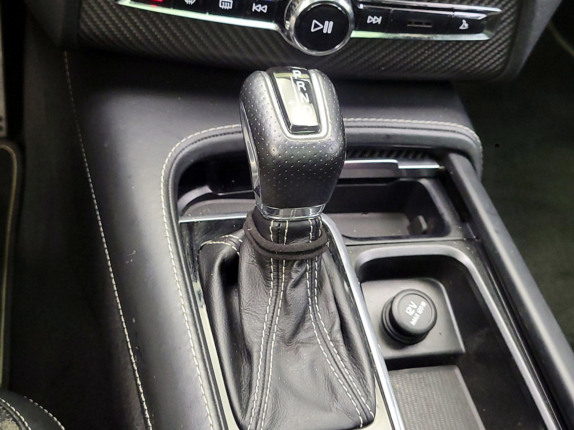 Thumbnail: 2019 Volvo XC90 - 16