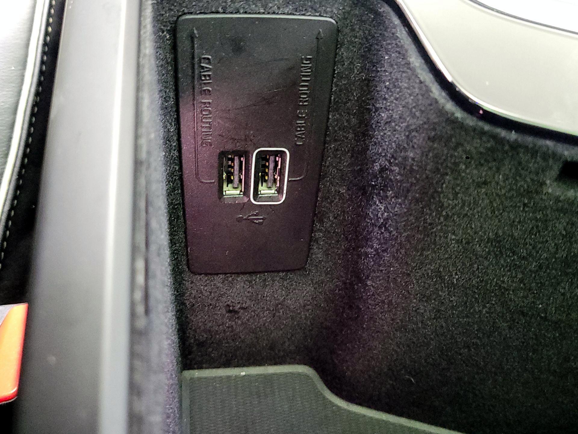 Thumbnail: 2019 Volvo XC90 - 17