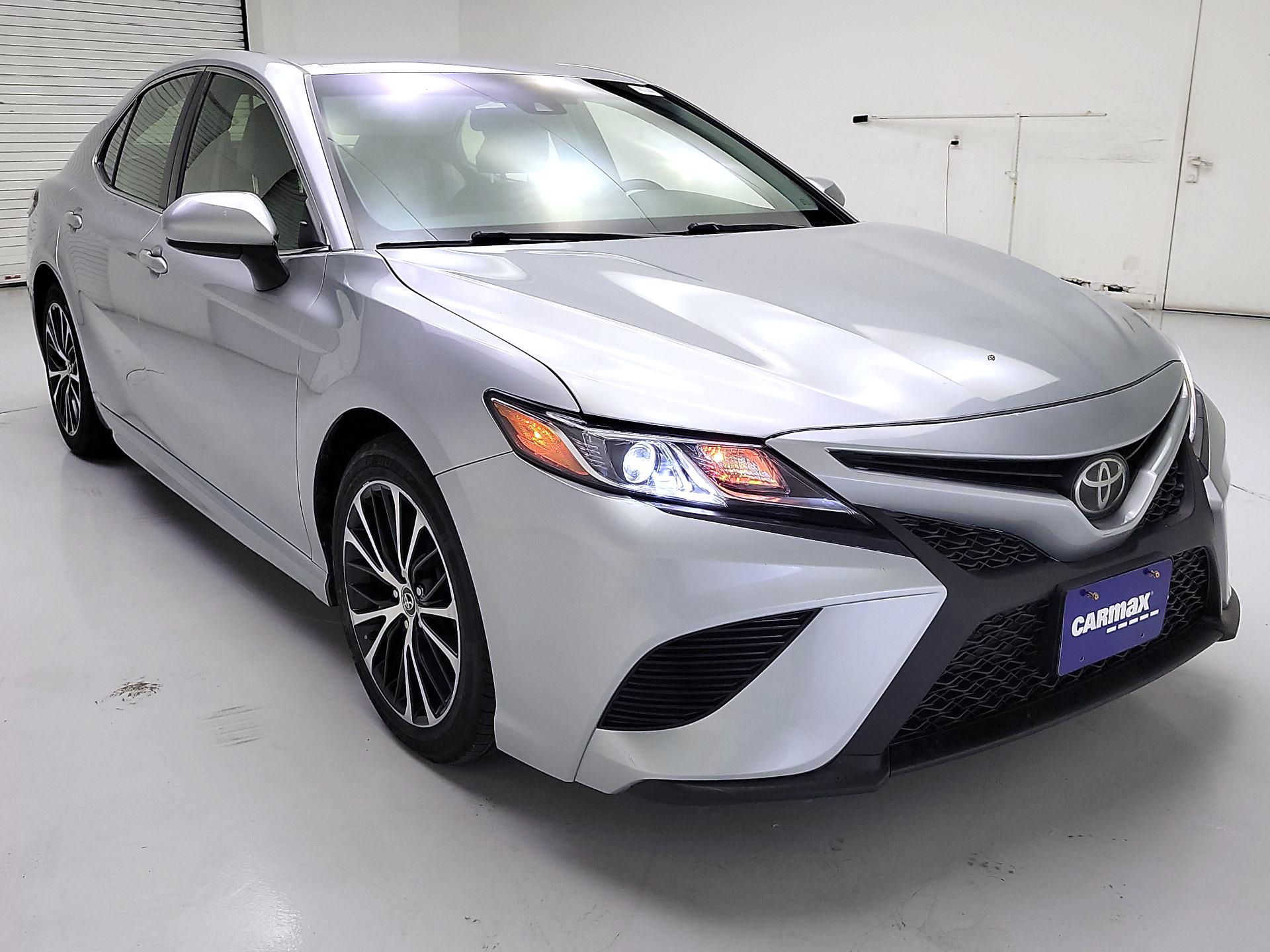 Thumbnail: 2018 Toyota Camry - 1