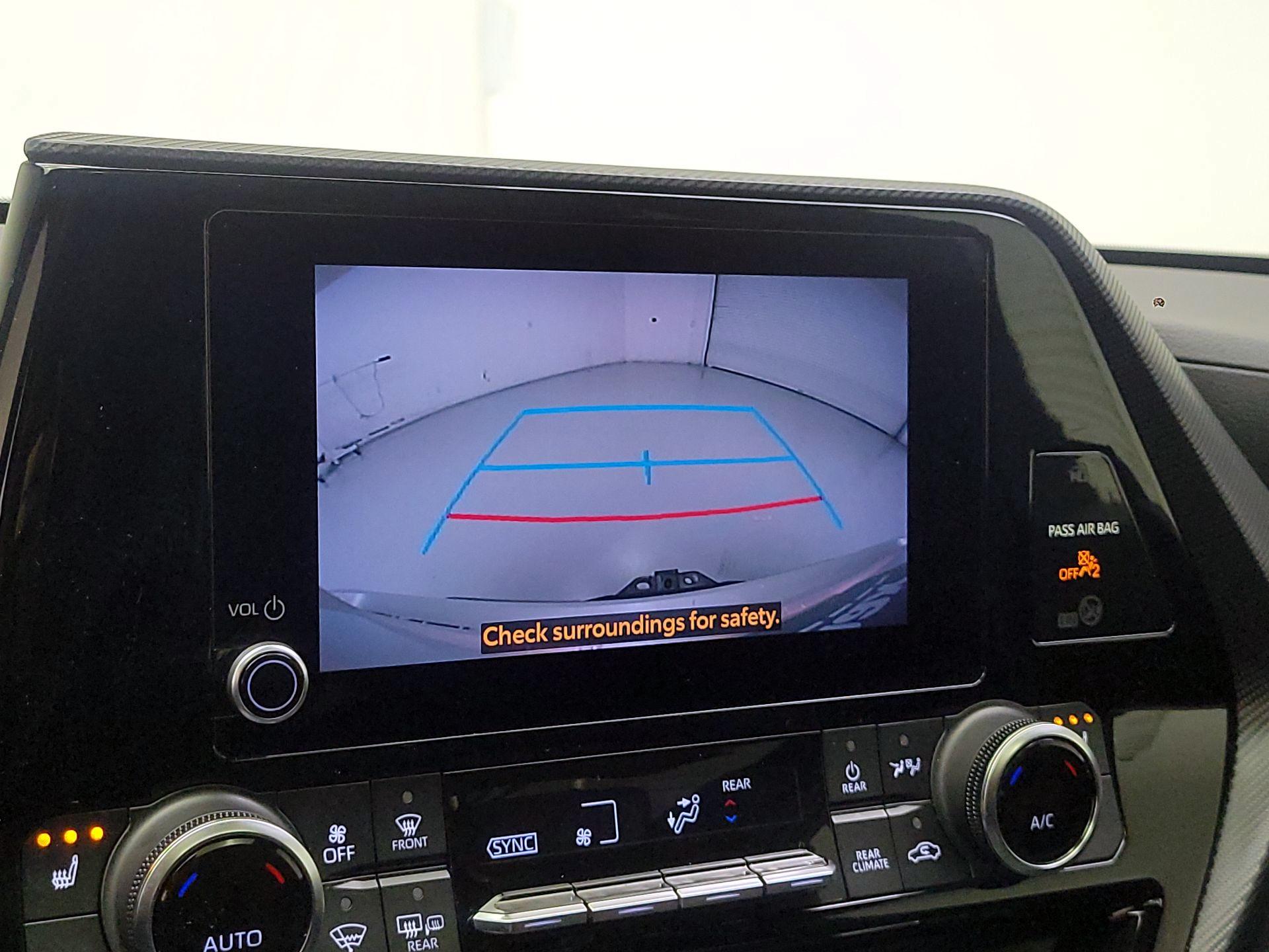 Thumbnail: 2023 Toyota Highlander - 12