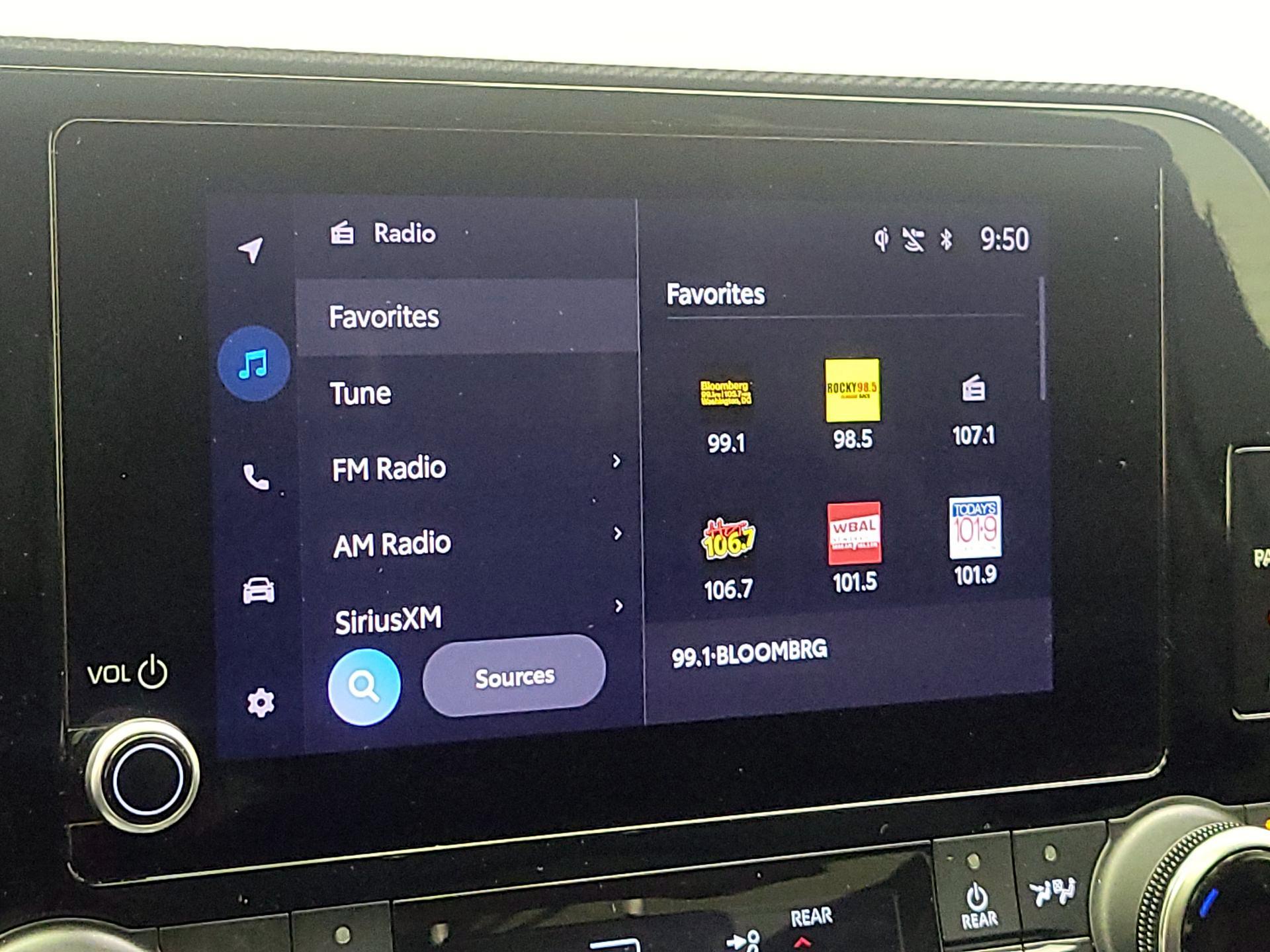 Thumbnail: 2023 Toyota Highlander - 13