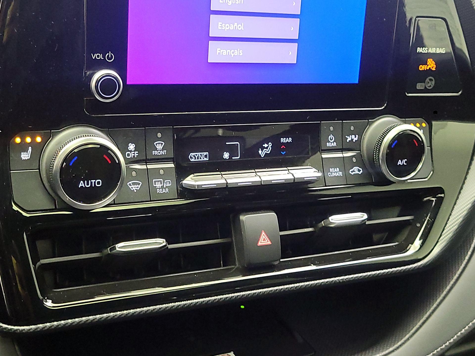 Thumbnail: 2023 Toyota Highlander - 14