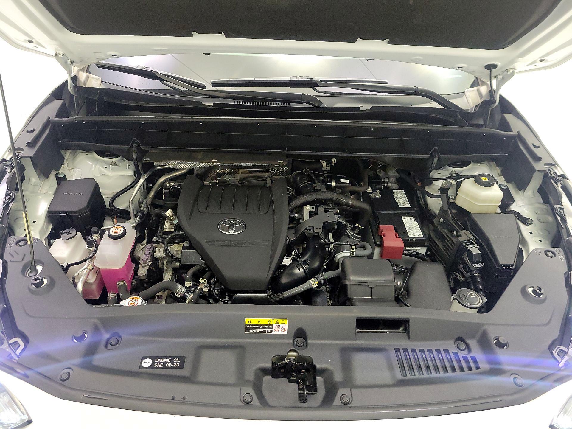 Thumbnail: 2023 Toyota Highlander - 20