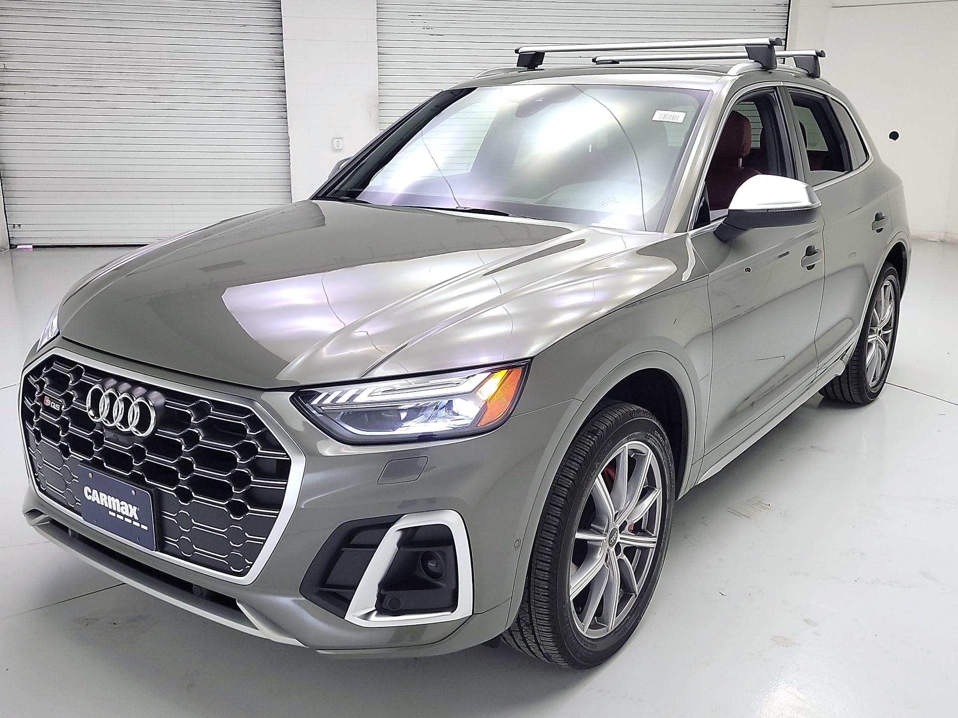 Thumbnail: 2025 Audi SQ5 - 3