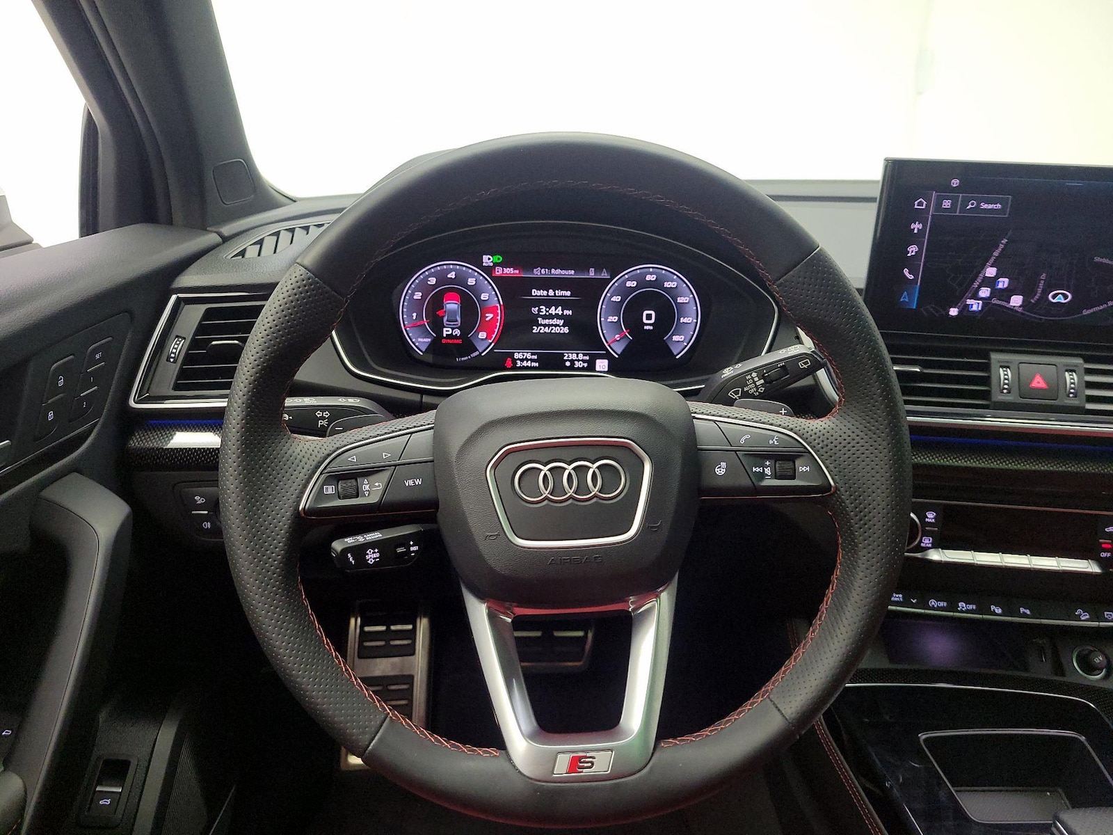 2025 Audi SQ5 Prestige - Photo 9
