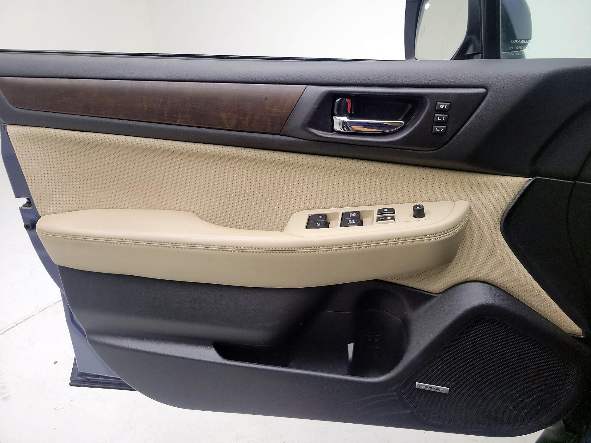 Thumbnail: 2016 Subaru Outback - 10