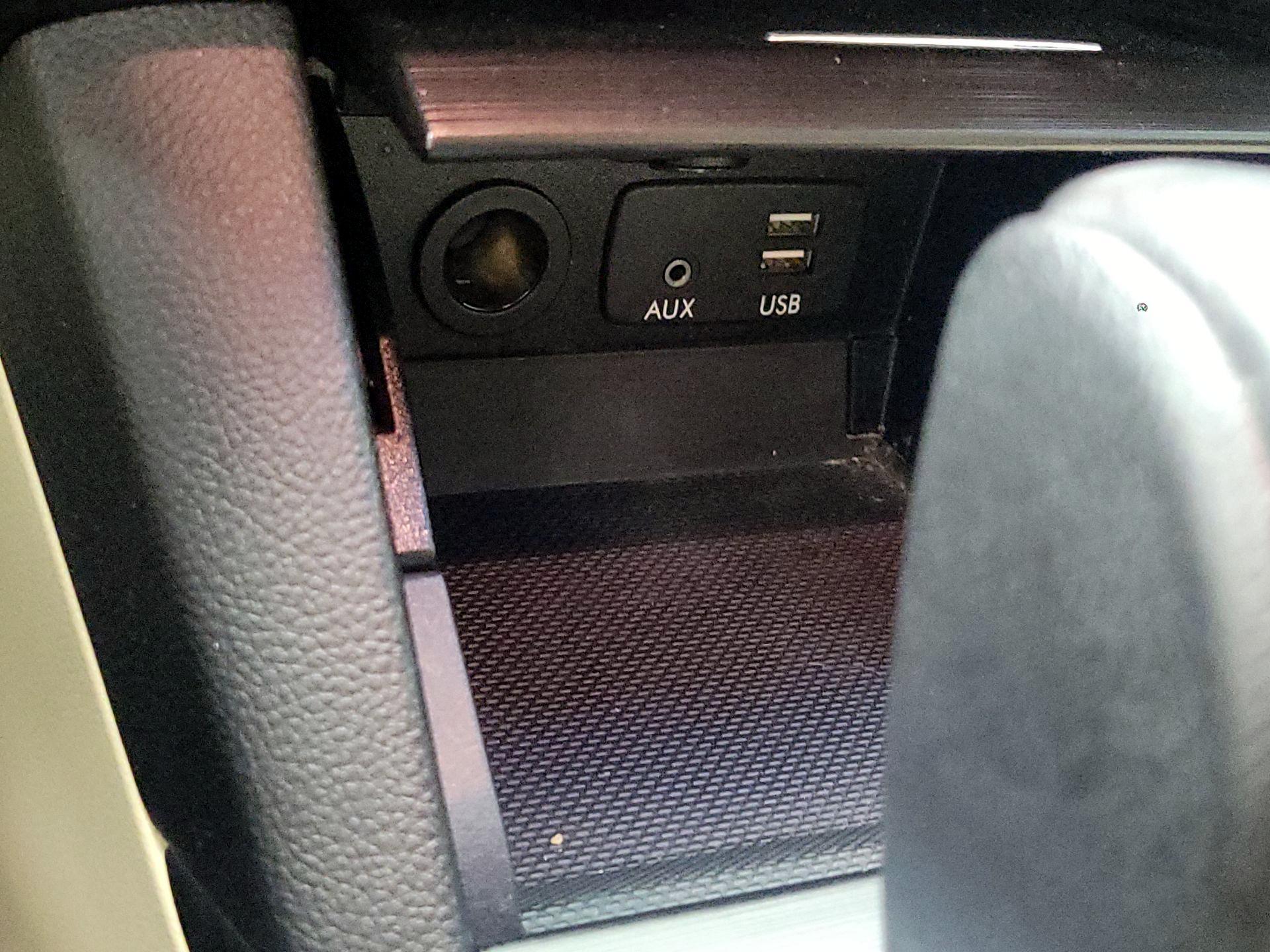 Thumbnail: 2016 Subaru Outback - 17