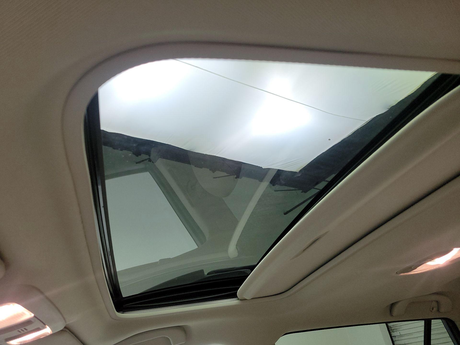 Thumbnail: 2016 Subaru Outback - 18