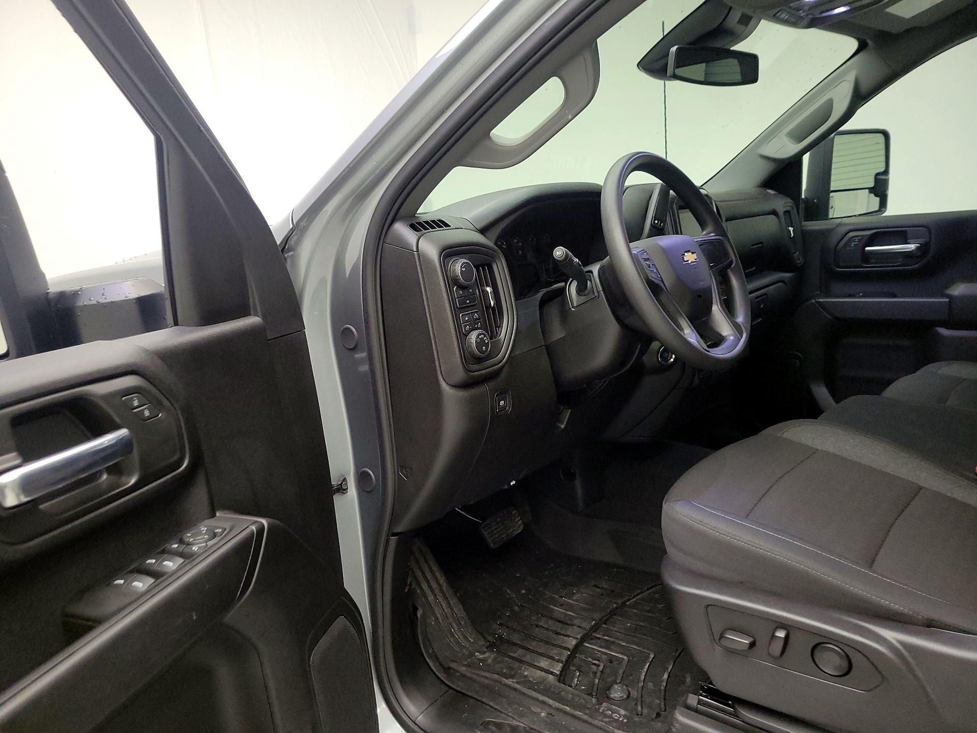 Thumbnail: 2025 Chevrolet Silverado 2500 - 9