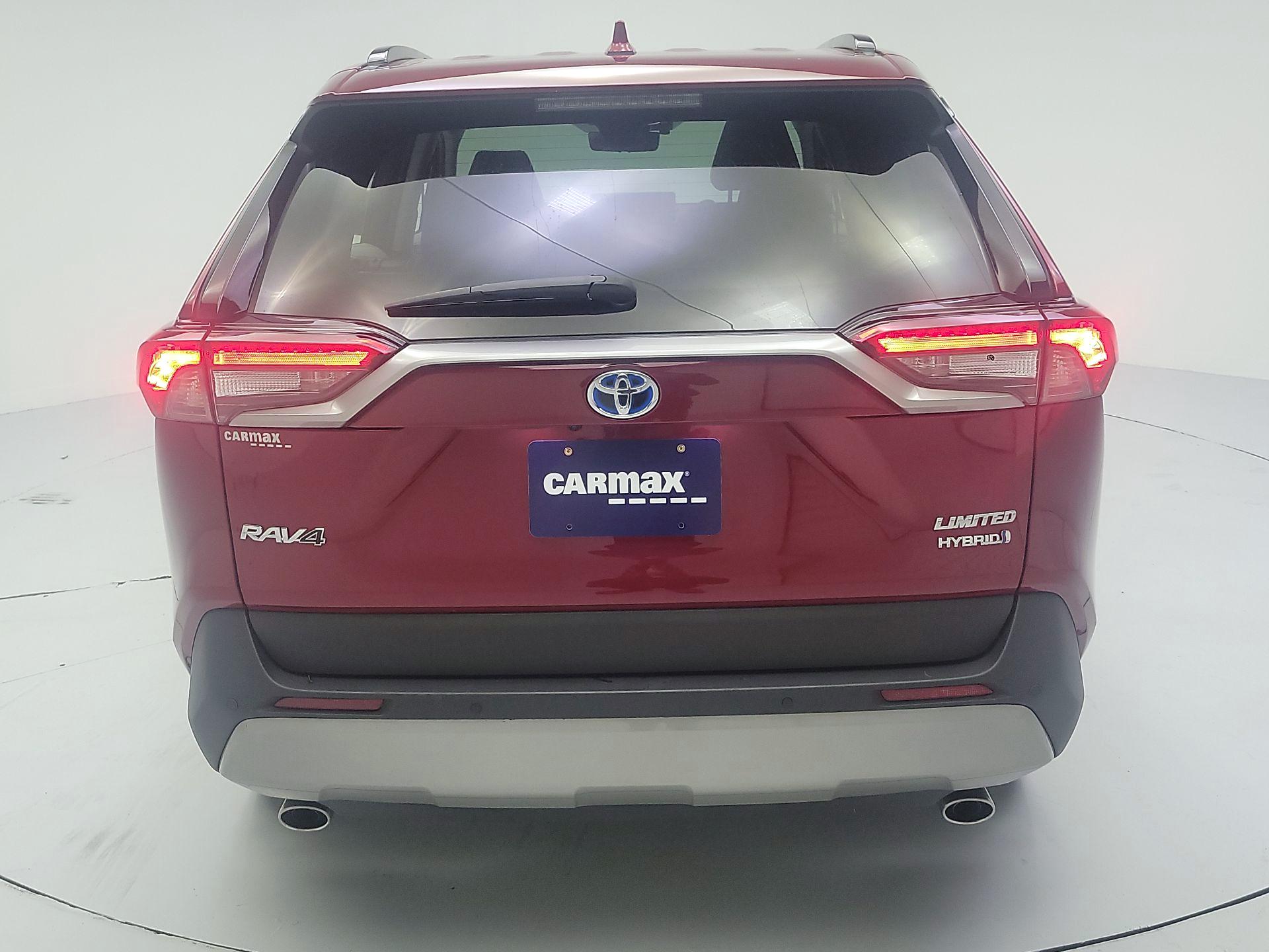 Thumbnail: 2024 Toyota RAV4 - 6