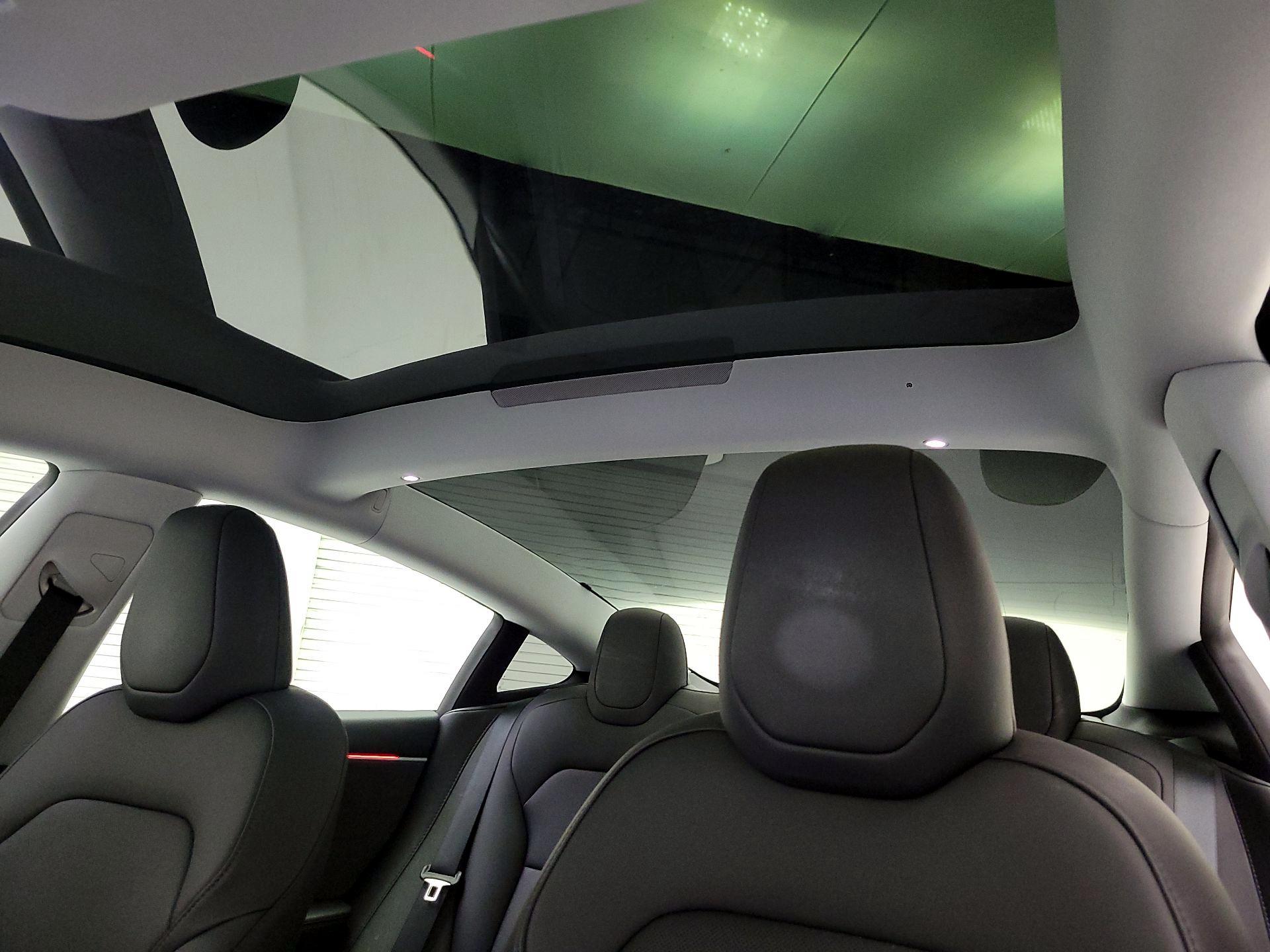 Thumbnail: 2025 Tesla Model 3 - 17