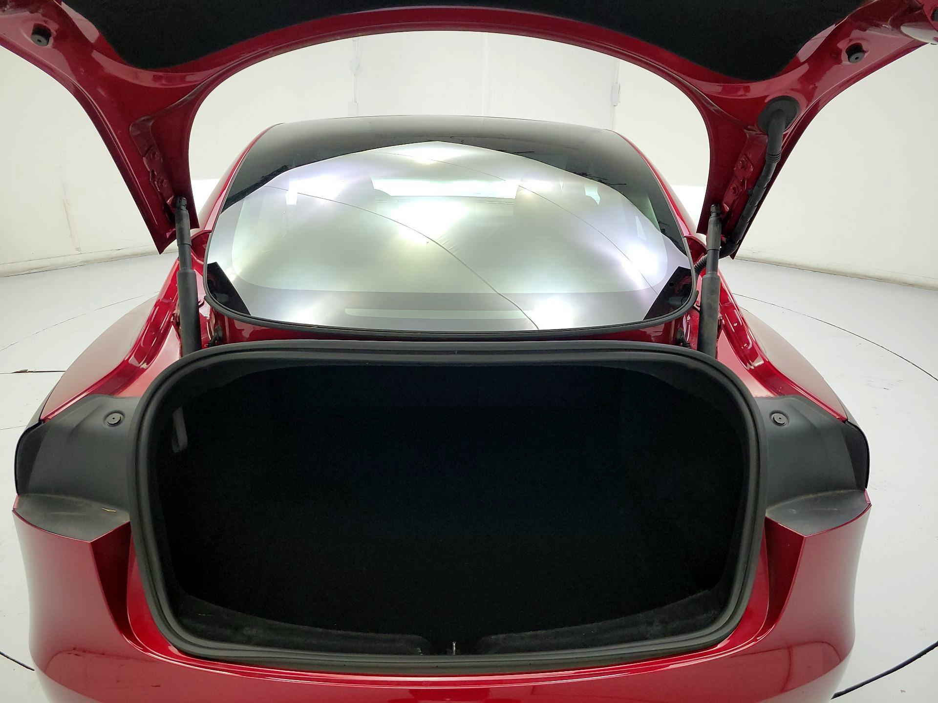 Thumbnail: 2025 Tesla Model 3 - 19