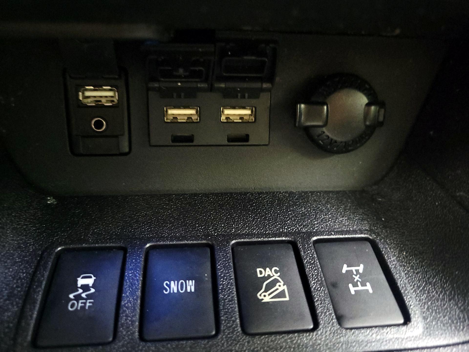 Thumbnail: 2019 Toyota Highlander - 17