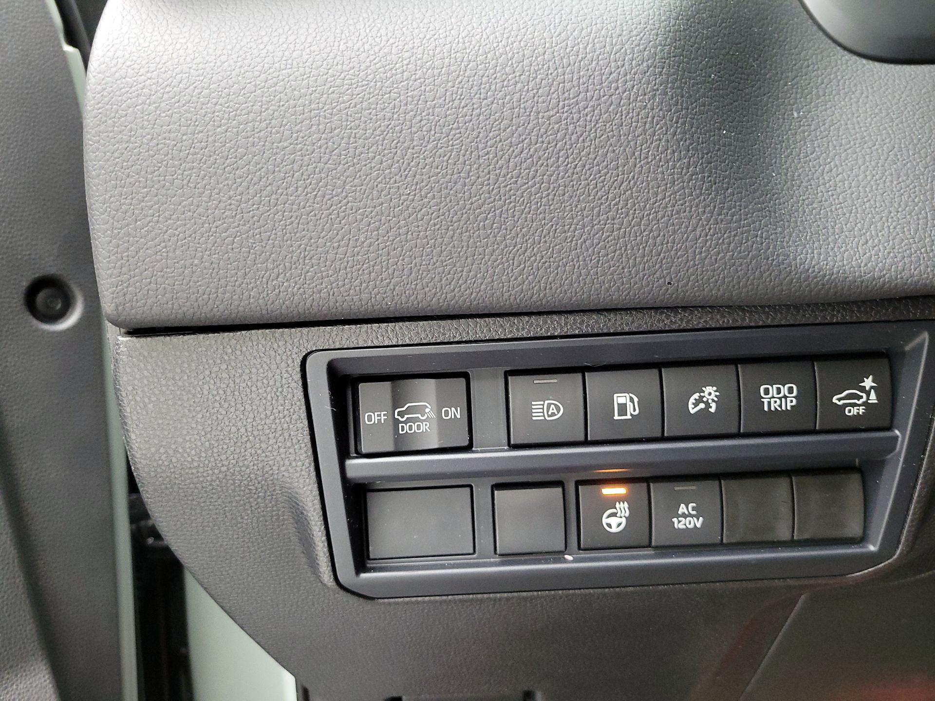 Thumbnail: 2025 Toyota Sequoia - 11