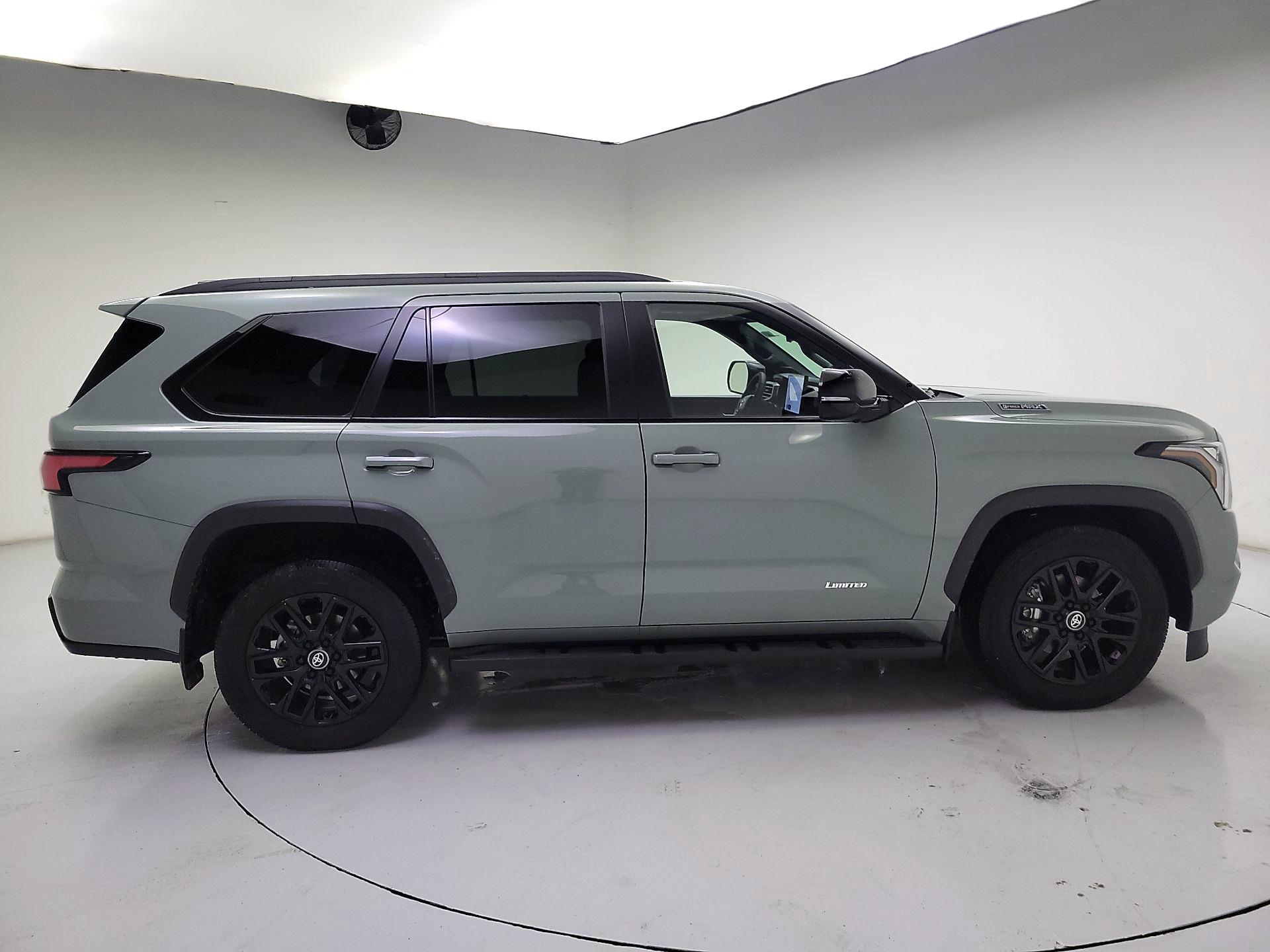 Thumbnail: 2025 Toyota Sequoia - 4