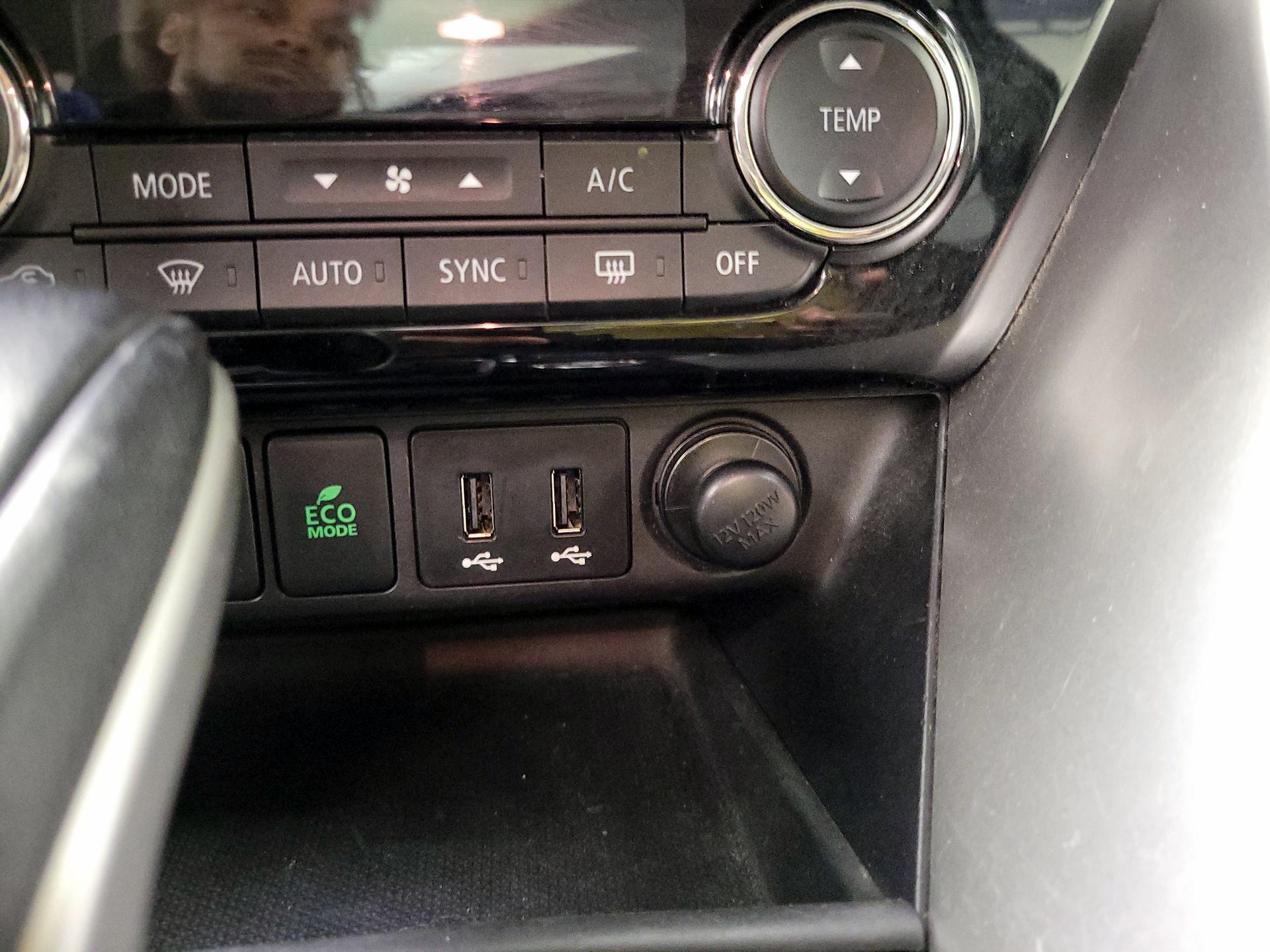 Thumbnail: 2018 Mitsubishi Eclipse Cross - 16