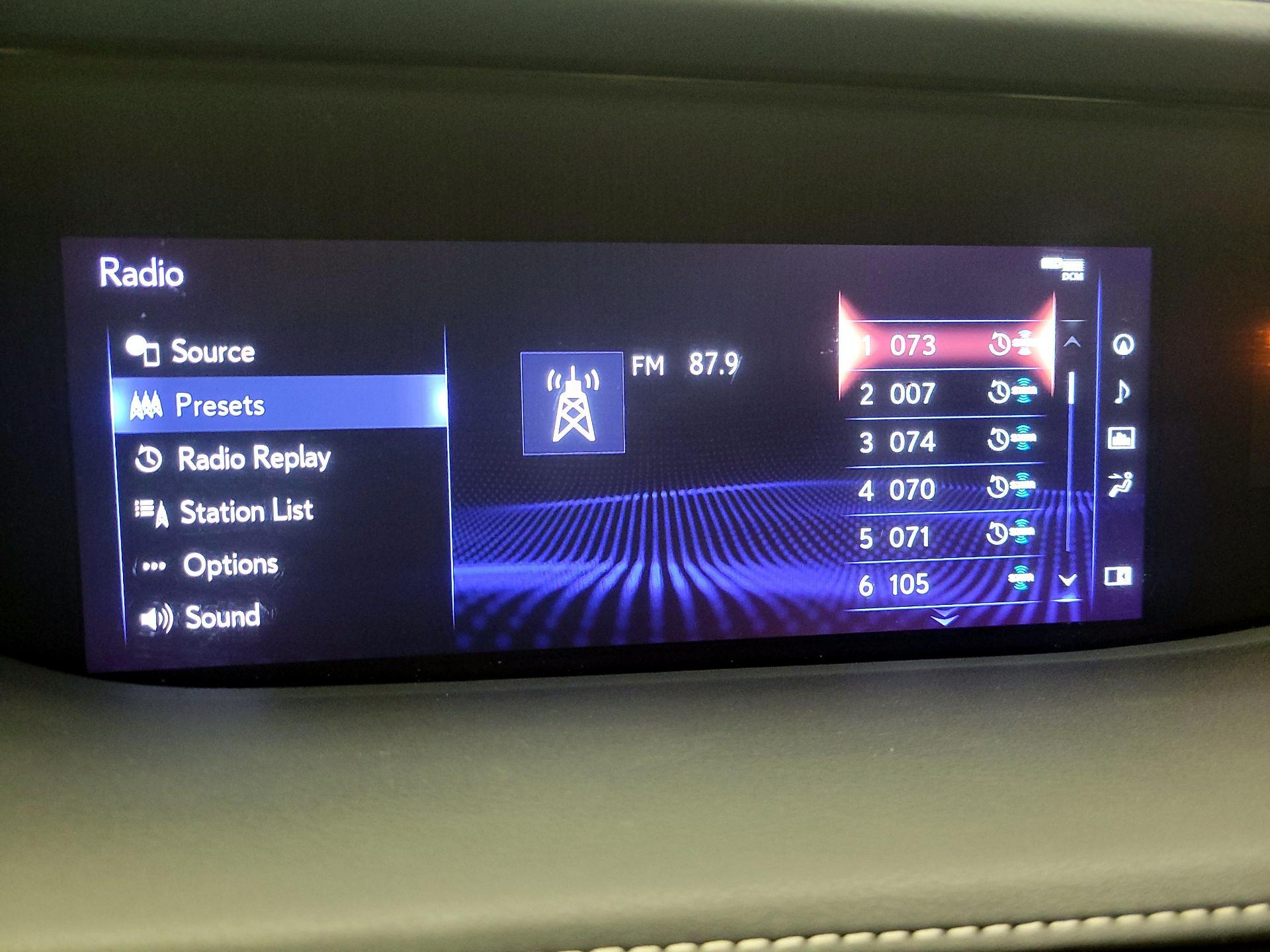 Thumbnail: 2020 Lexus LS - 14