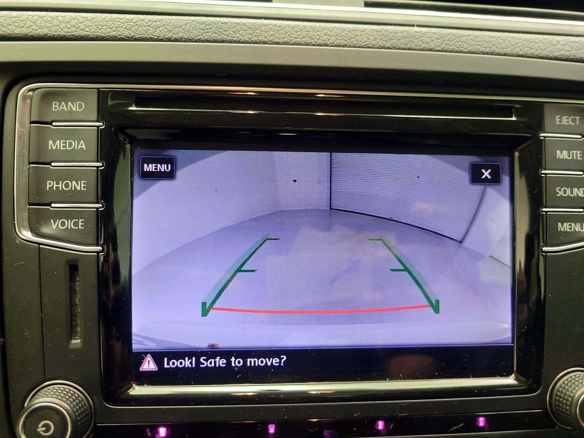 Thumbnail: 2017 Volkswagen Jetta - 12