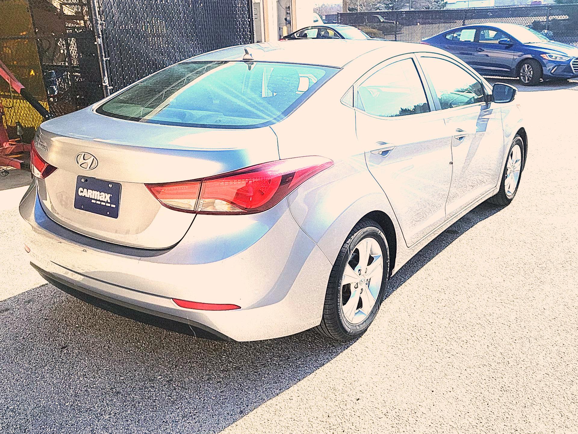 Thumbnail: 2016 Hyundai Elantra - 5
