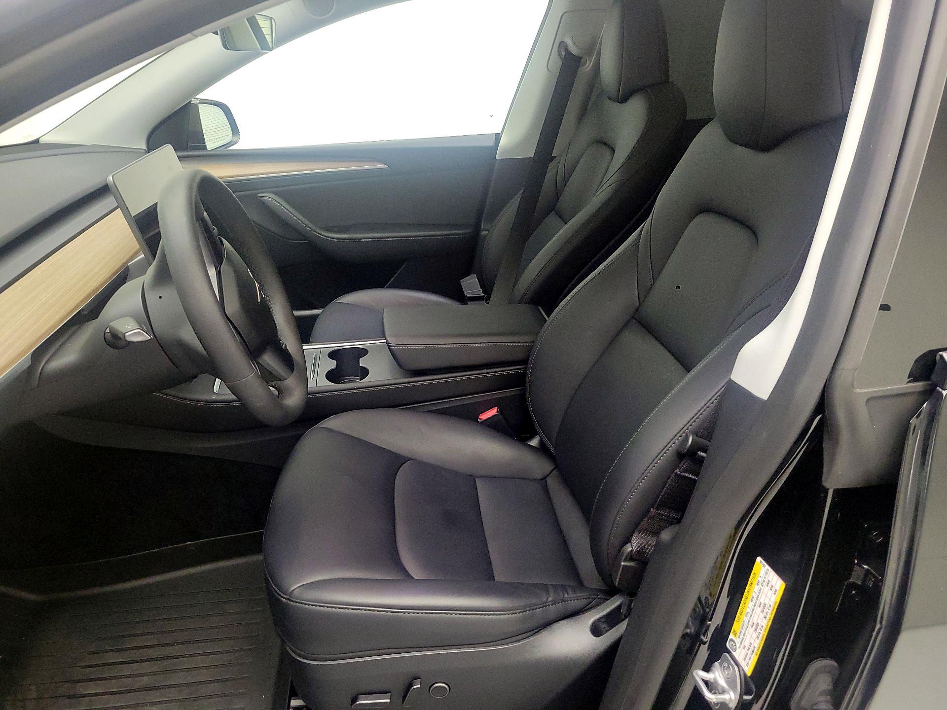 Thumbnail: 2023 Tesla Model Y - 9