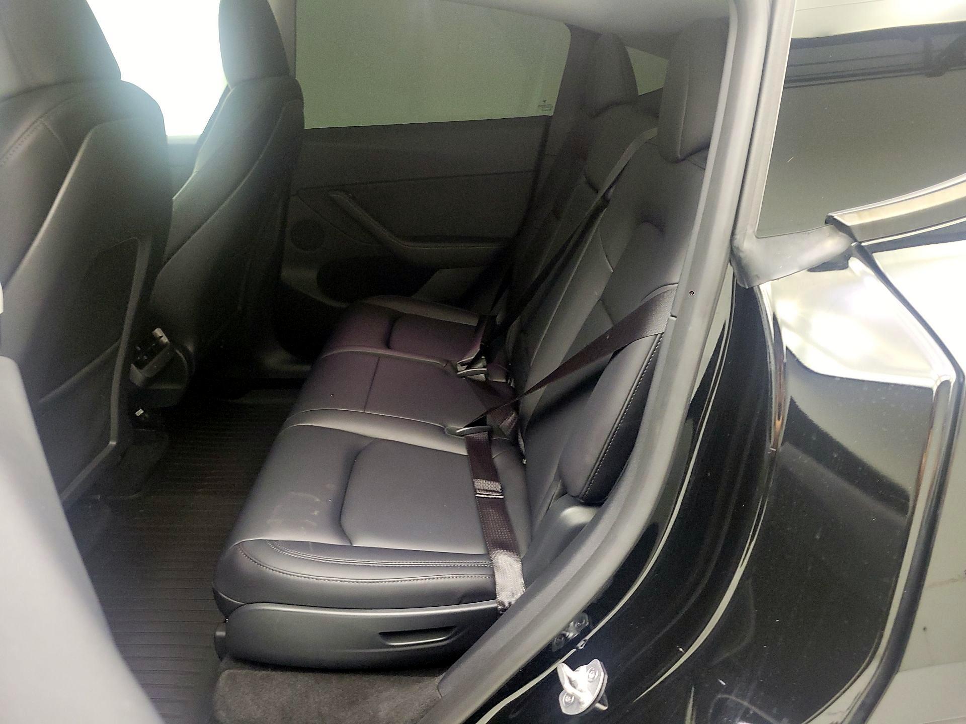 Thumbnail: 2023 Tesla Model Y - 17