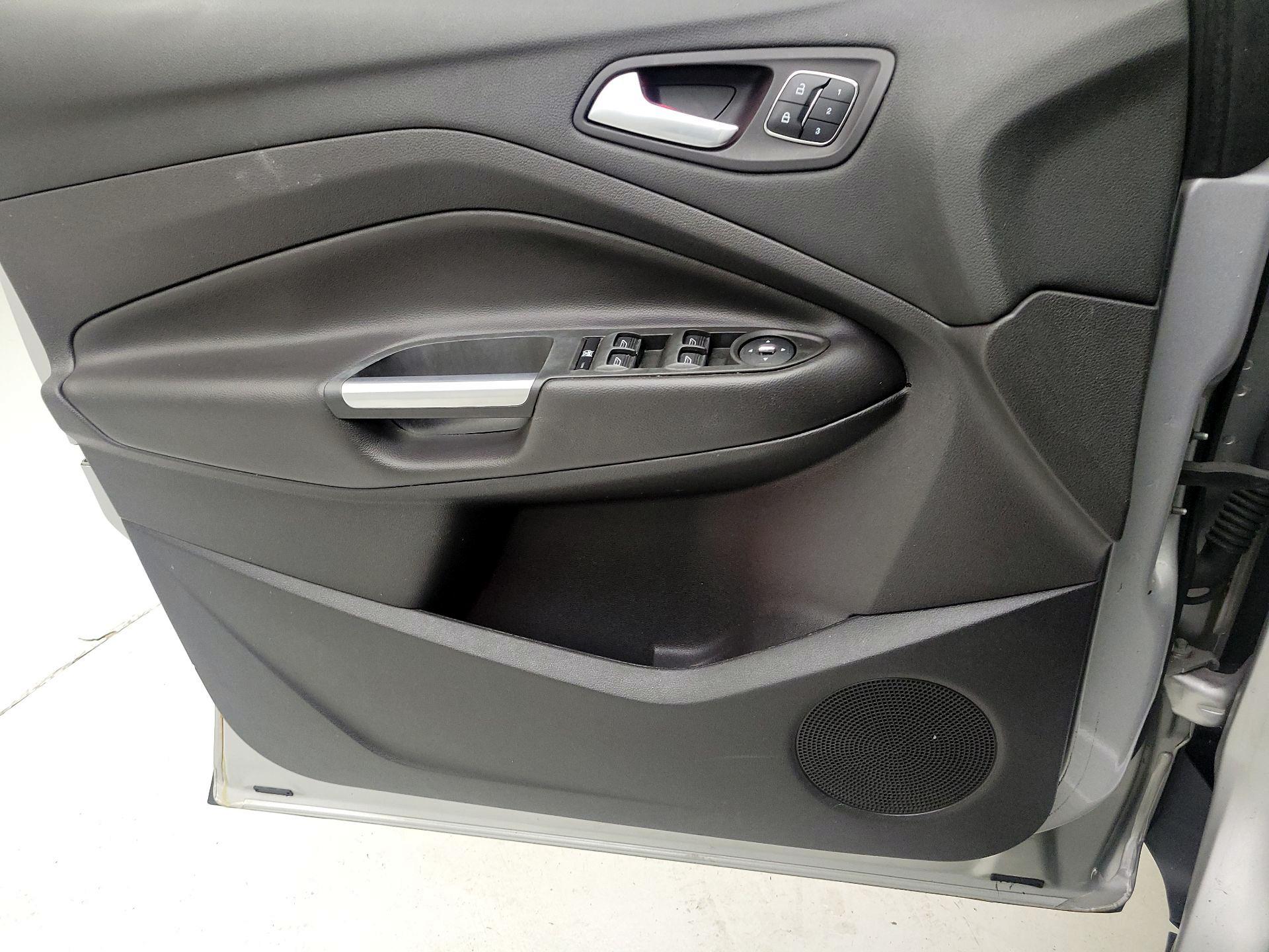 Thumbnail: 2014 Ford Escape - 10