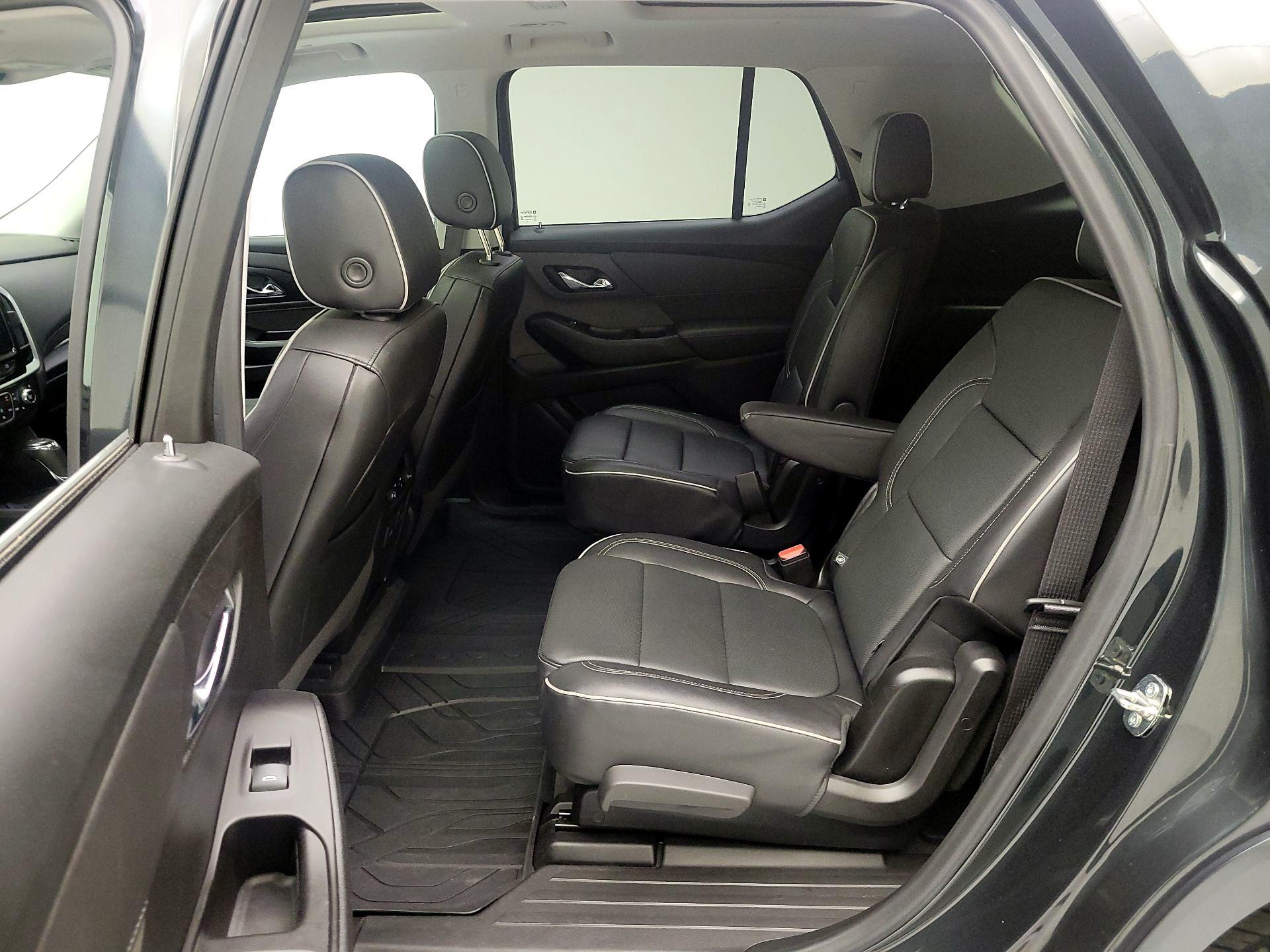 Thumbnail: 2020 Chevrolet Traverse - 19