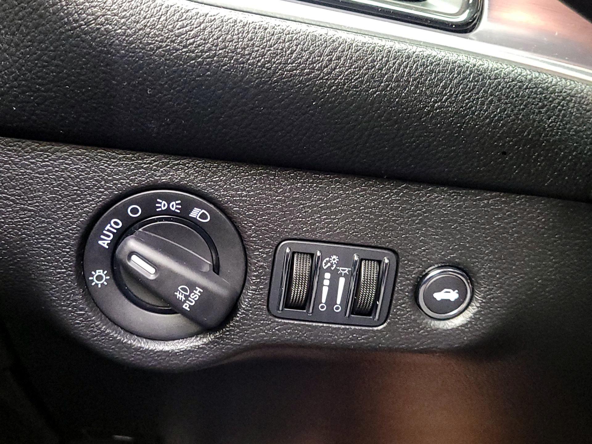 Thumbnail: 2015 Dodge Challenger - 11