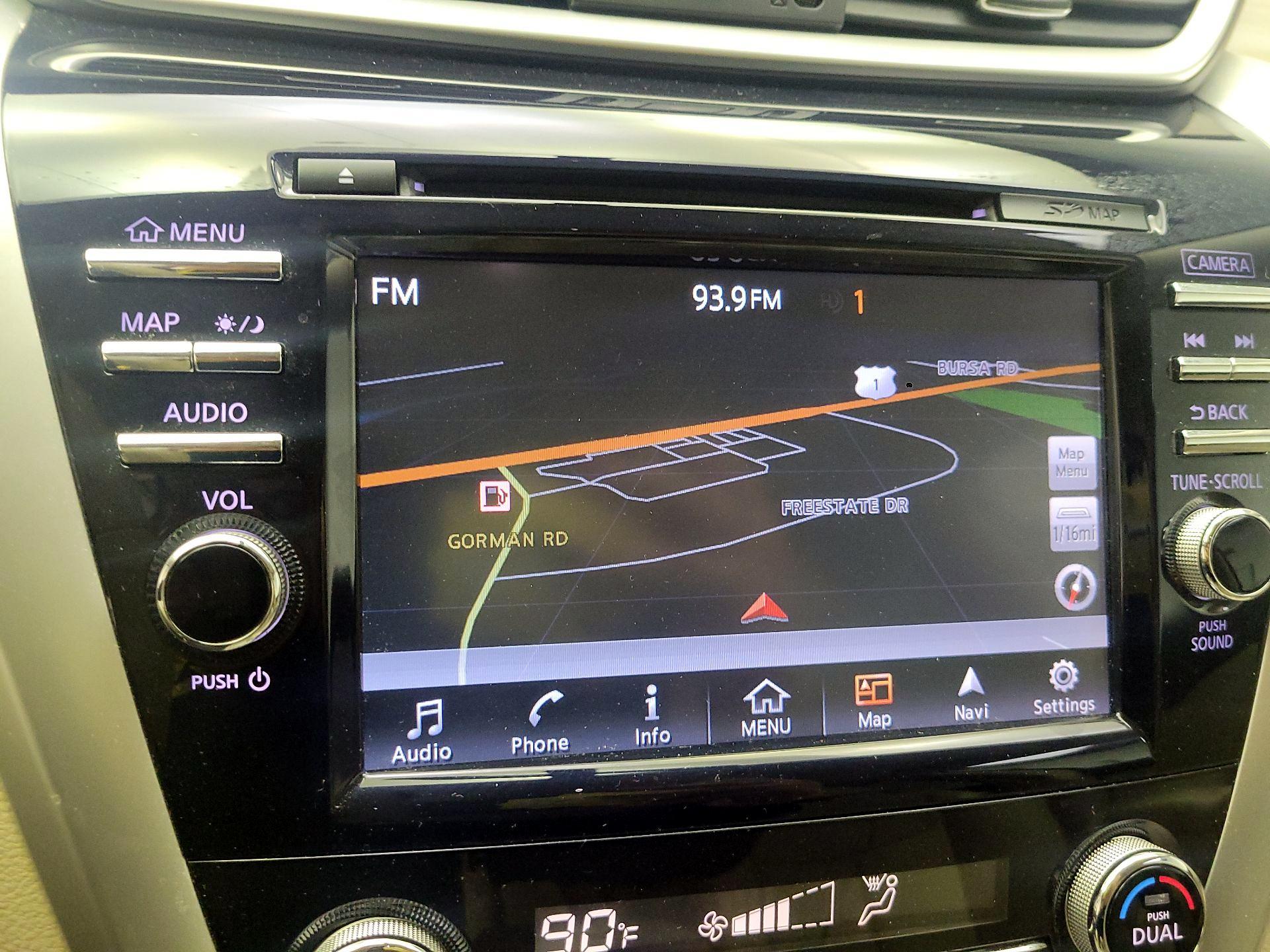 Thumbnail: 2016 Nissan Murano - 12