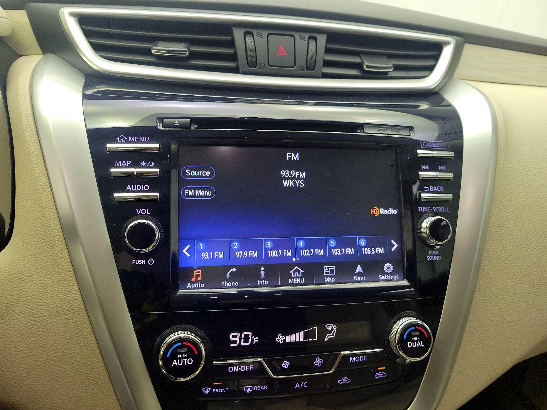 Thumbnail: 2016 Nissan Murano - 14