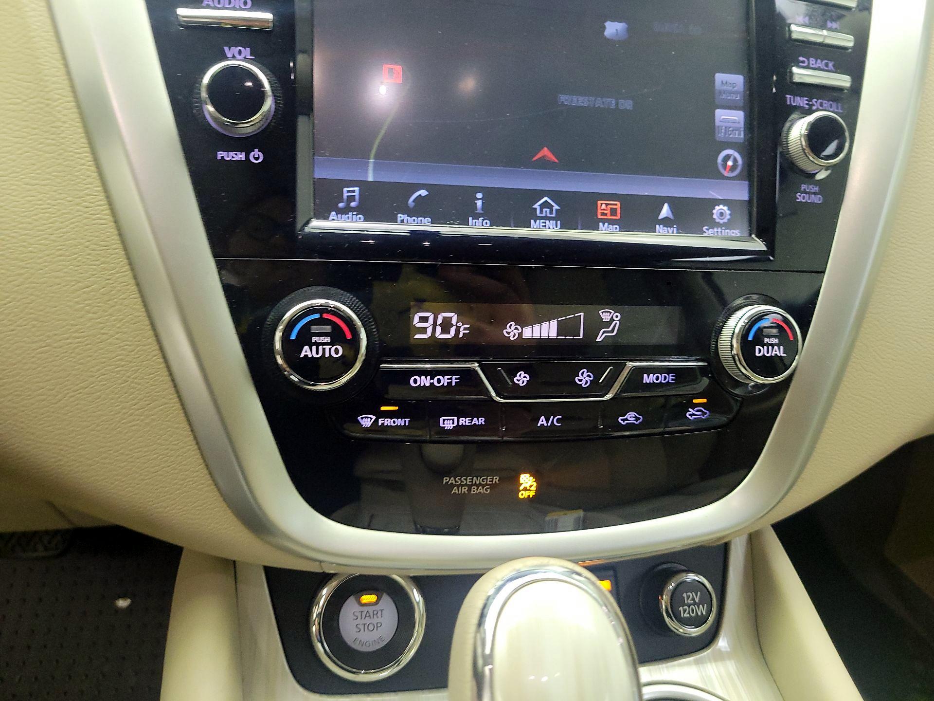 Thumbnail: 2016 Nissan Murano - 15