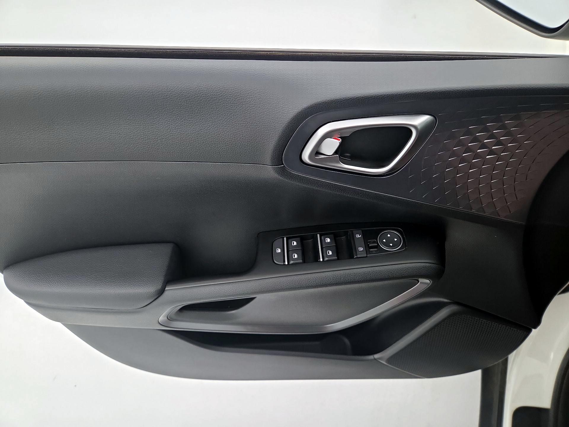 Thumbnail: 2022 Kia Soul - 12