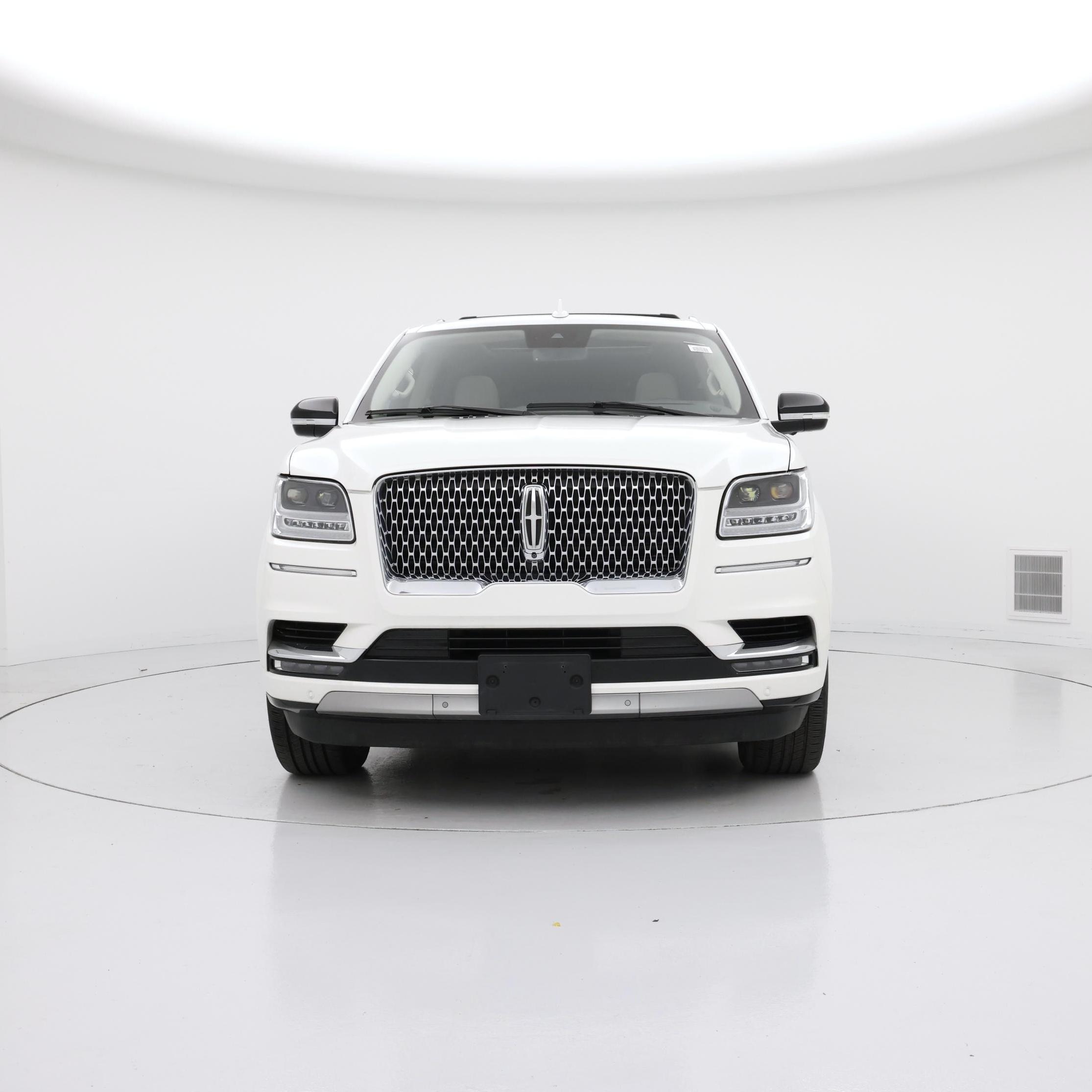 Thumbnail: 2021 Lincoln Navigator L - 5