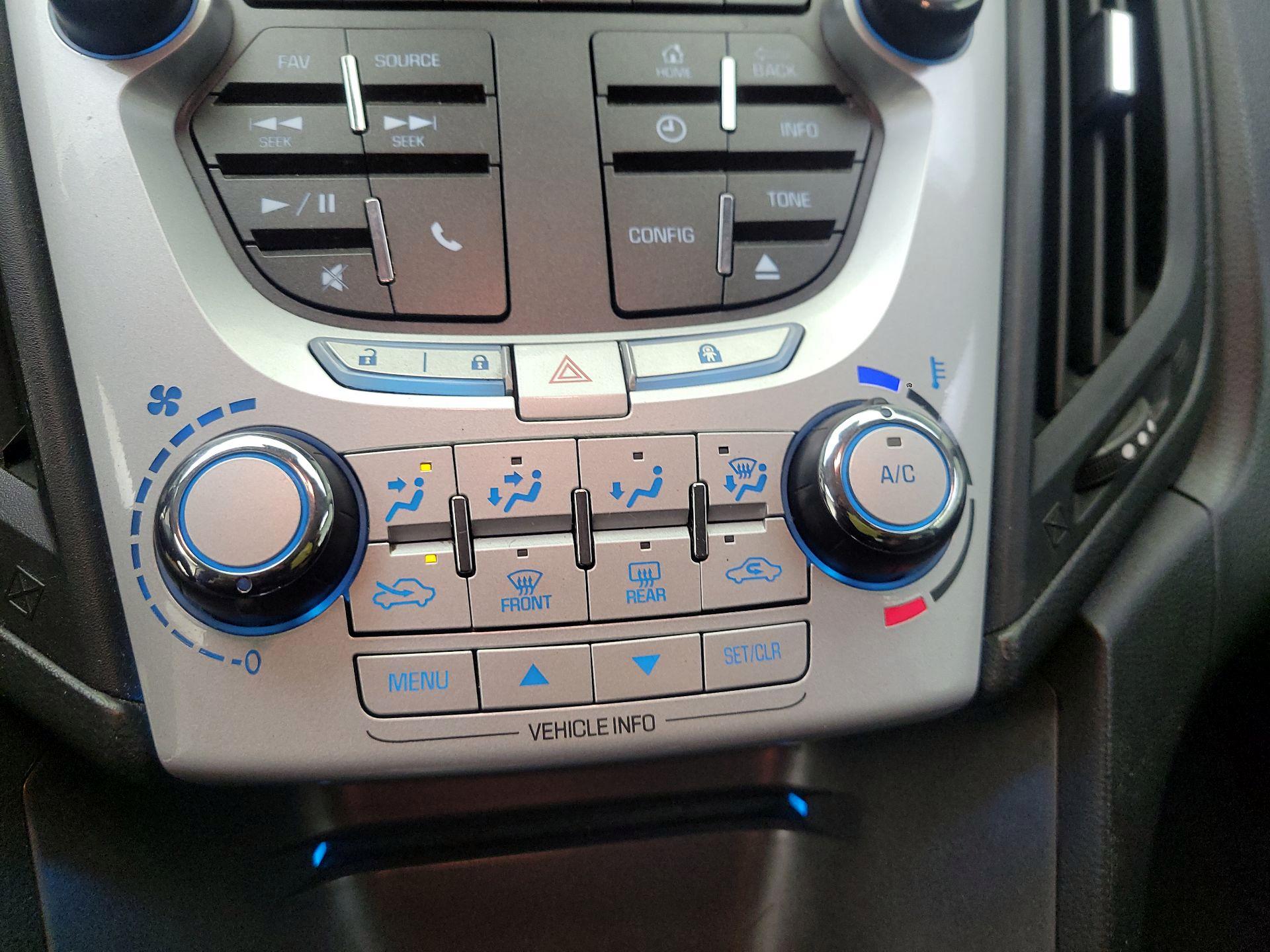 Thumbnail: 2015 Chevrolet Equinox - 13