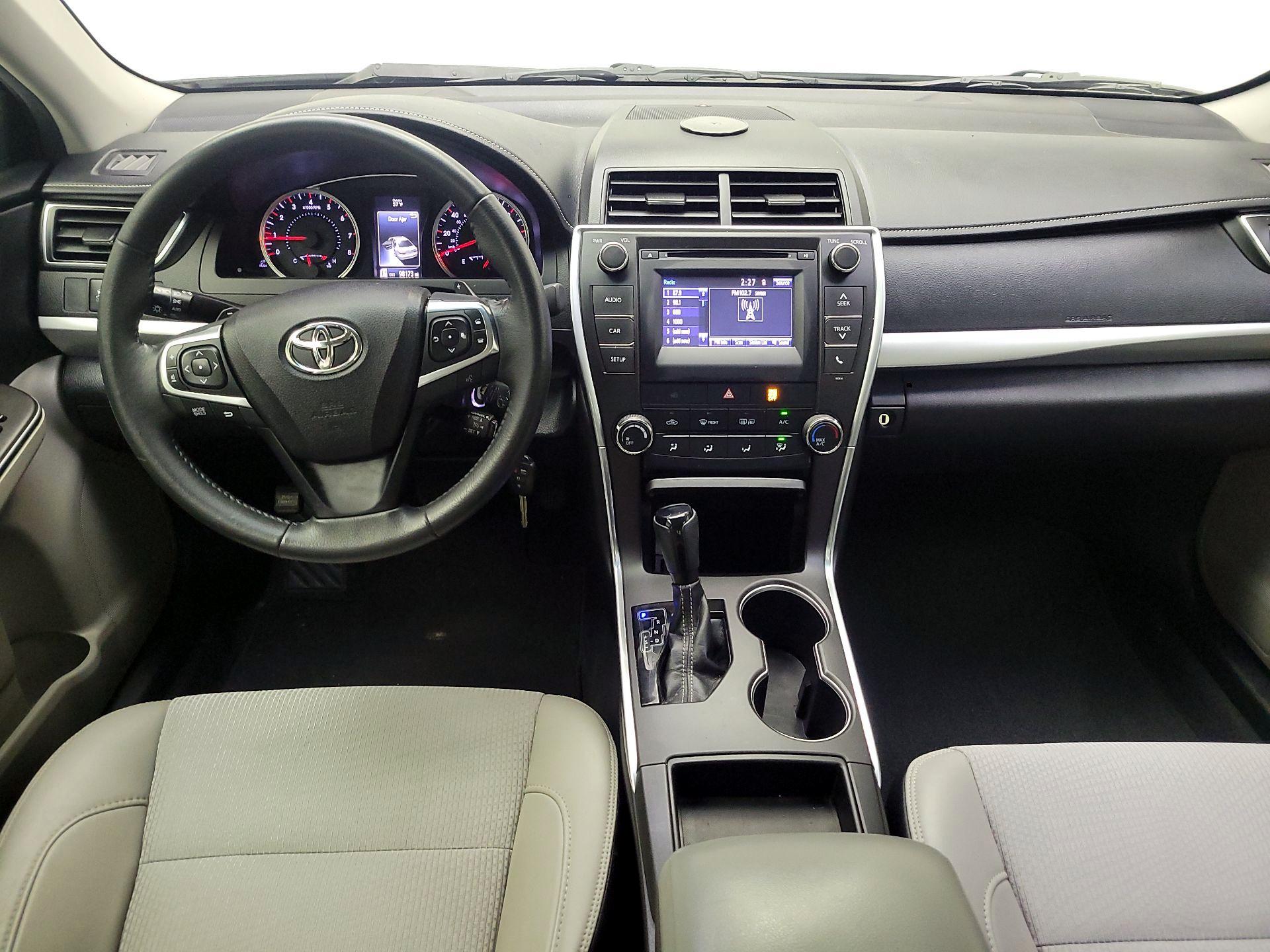 Thumbnail: 2017 Toyota Camry - 8