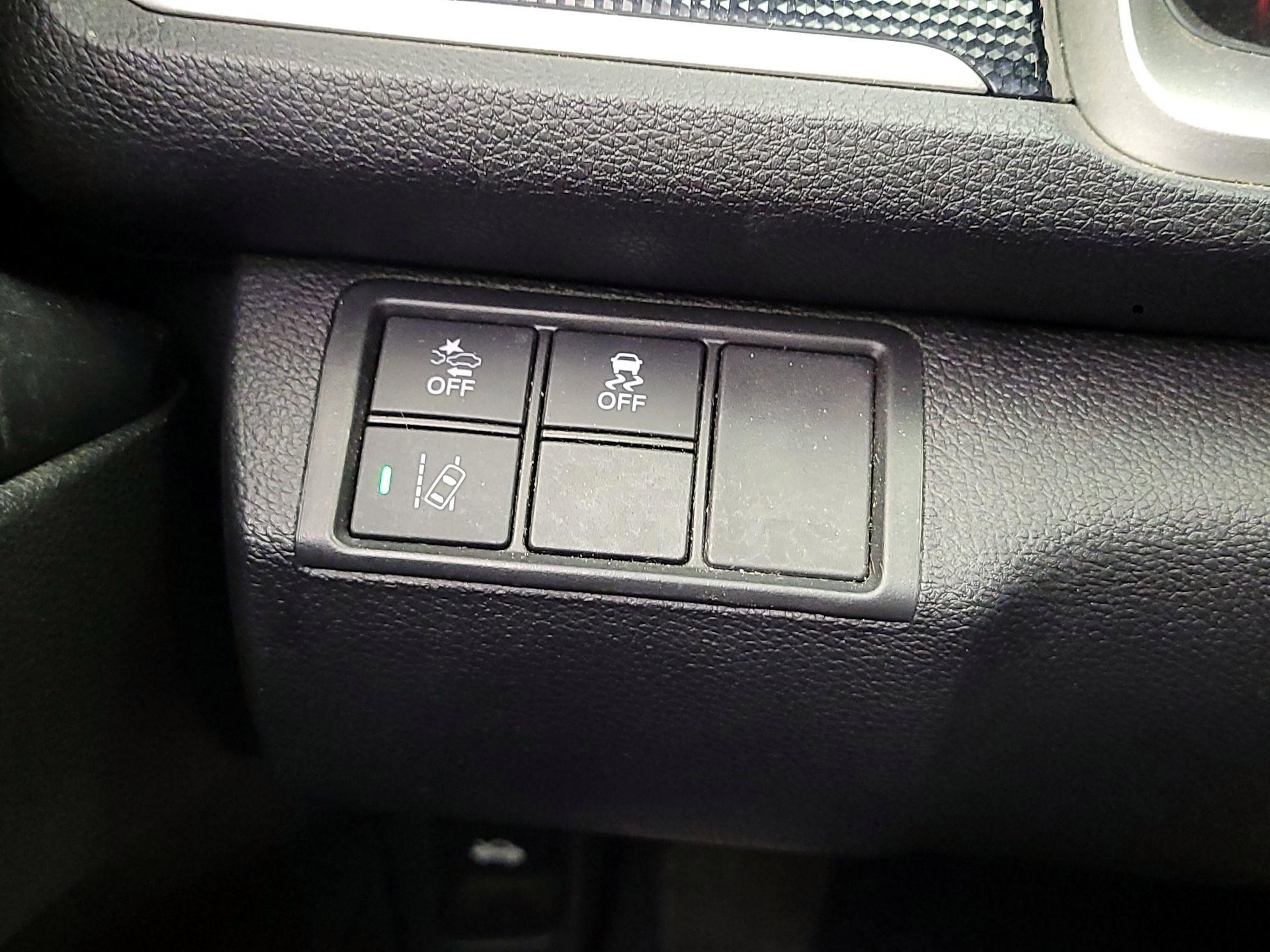 Thumbnail: 2019 Honda Civic - 11