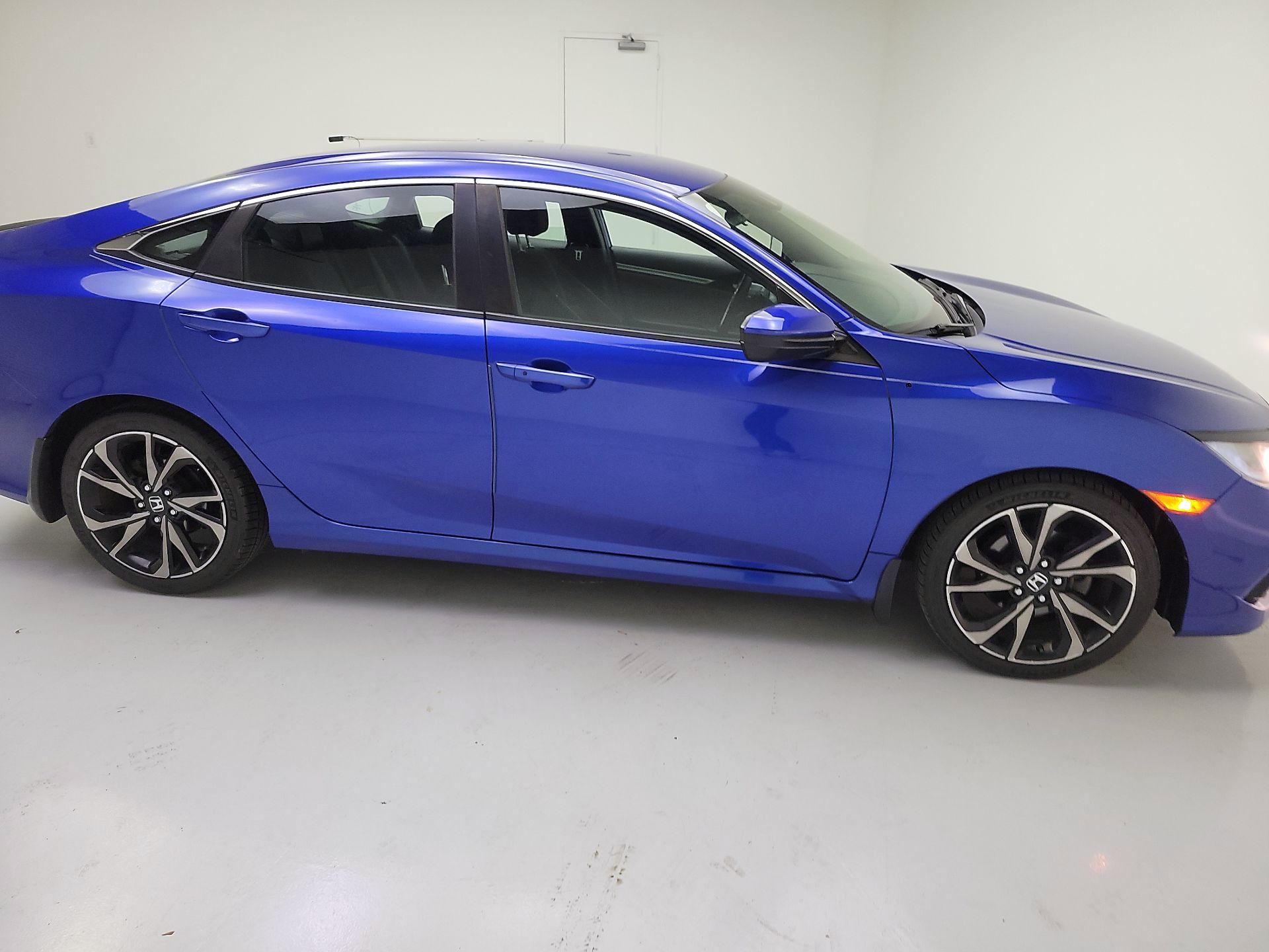 Thumbnail: 2019 Honda Civic - 4