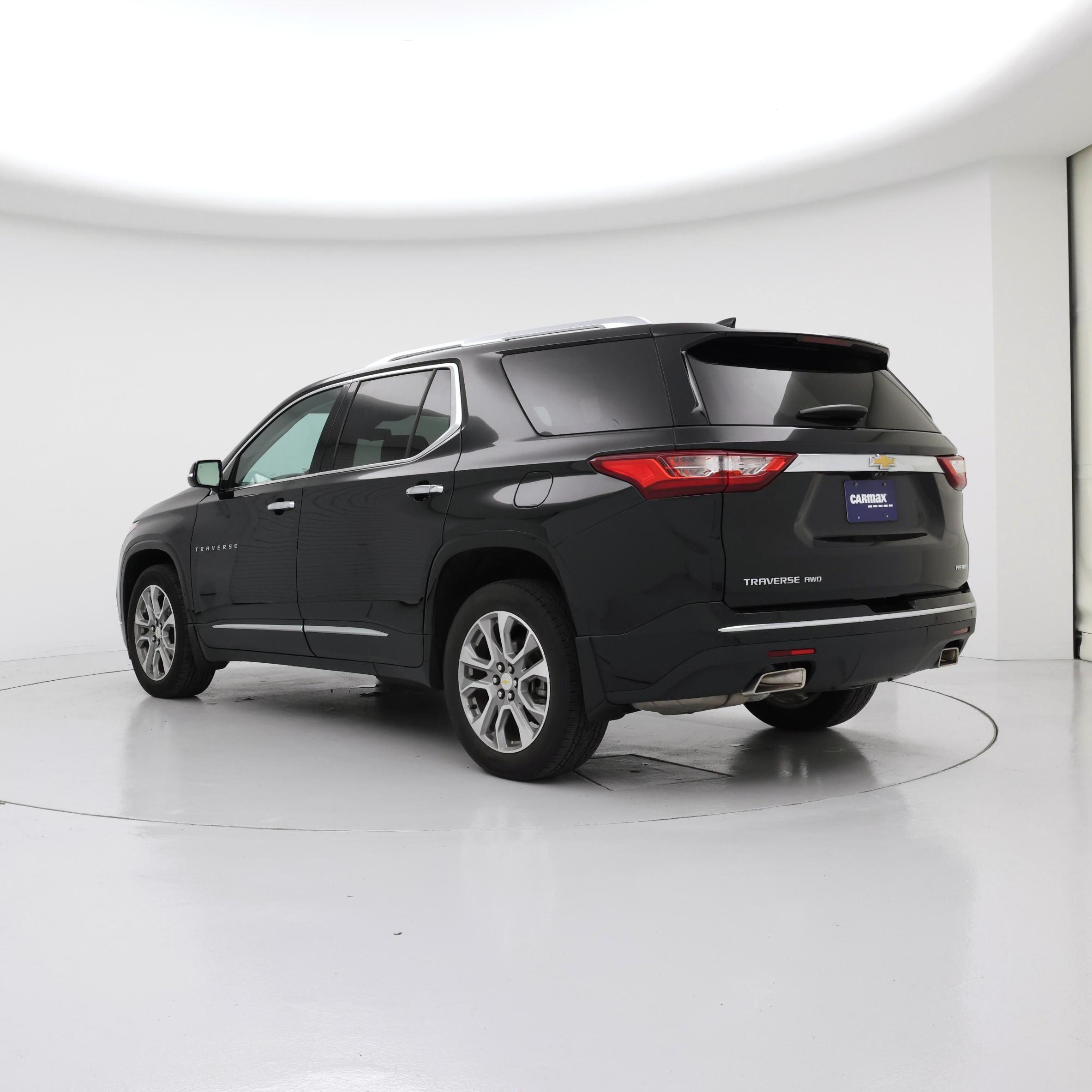 Thumbnail: 2020 Chevrolet Traverse - 2
