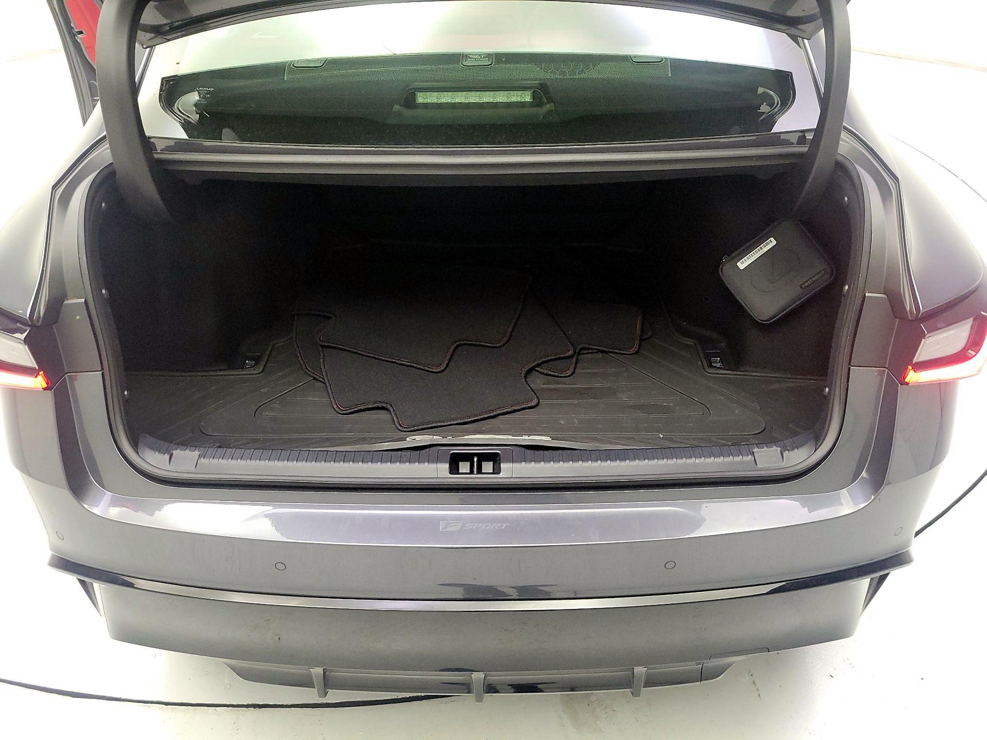 Thumbnail: 2023 Lexus IS - 19